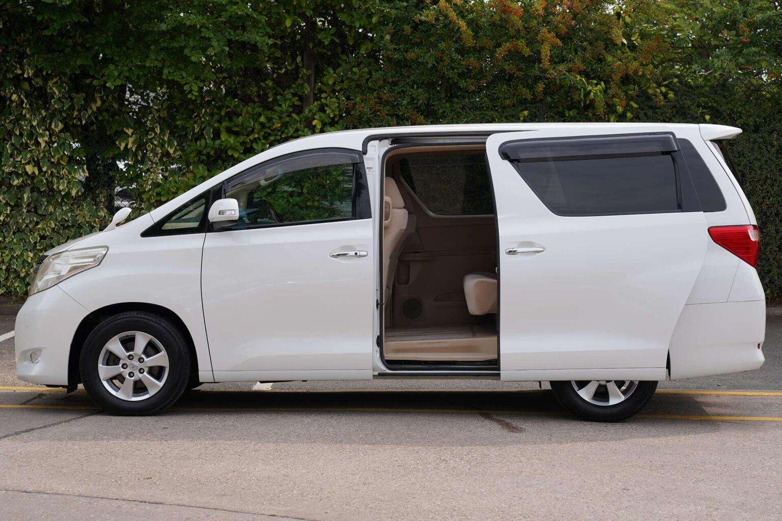 2010 TOYOTA ALPHARD 2010 TOYOTA ALPHARD