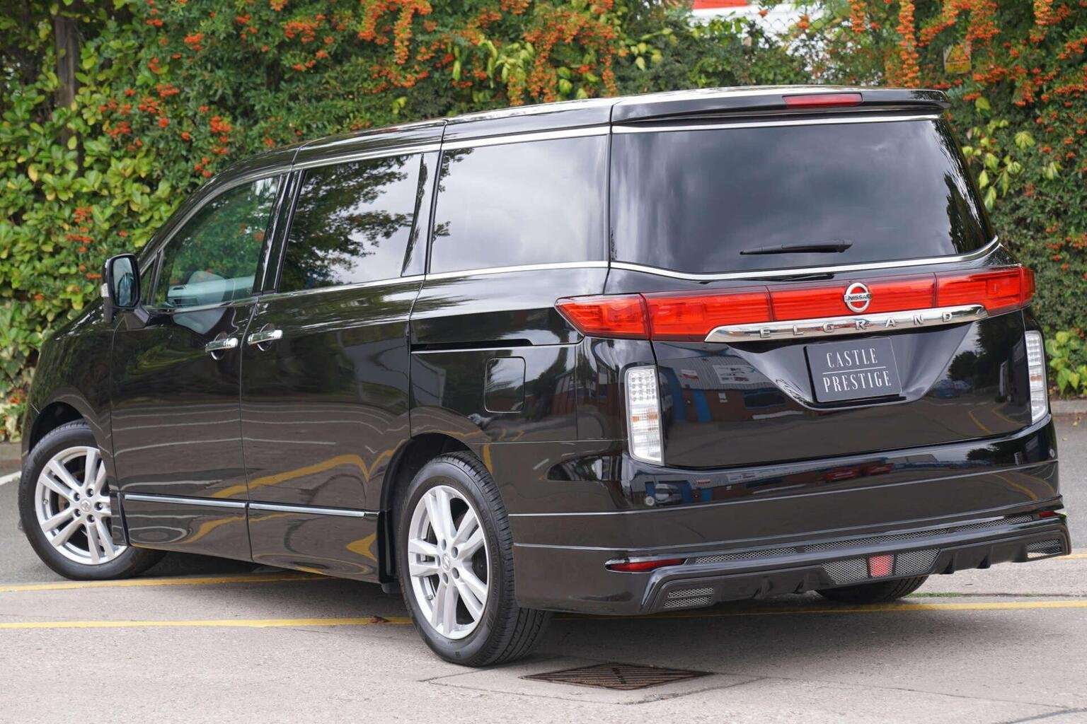 2011 NISSAN ELGRAND 2011 NISSAN ELGRAND