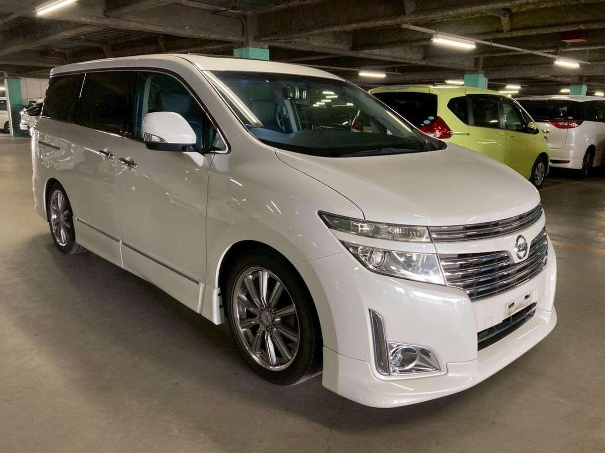 Check out this Nissan Elgrand 2010 Petrol Automatic