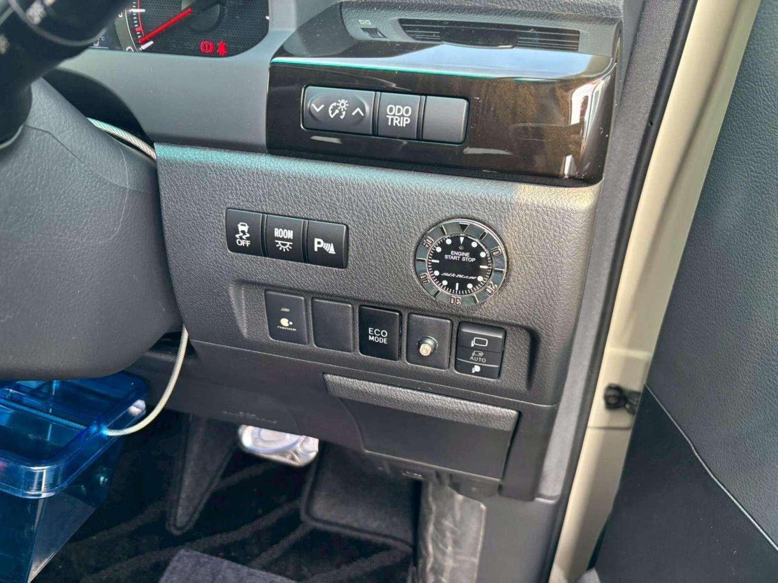 2013 TOYOTA ALPHARD 2013 TOYOTA ALPHARD