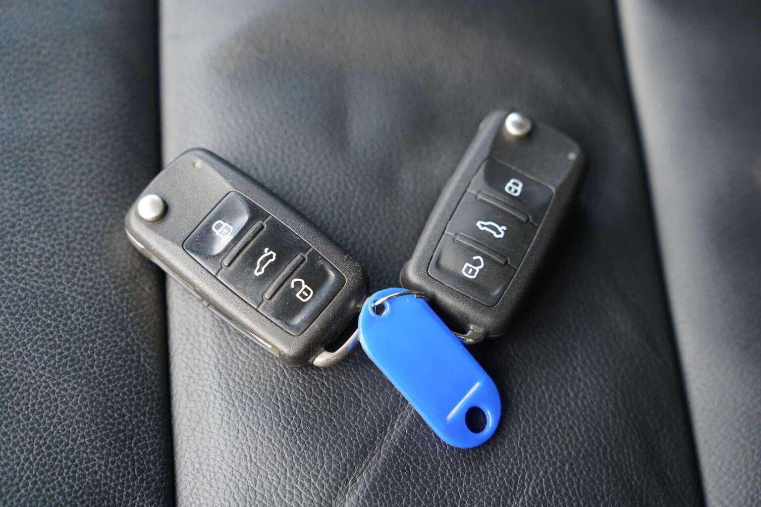 2010 VOLKSWAGEN GOLF 2010 VOLKSWAGEN GOLF