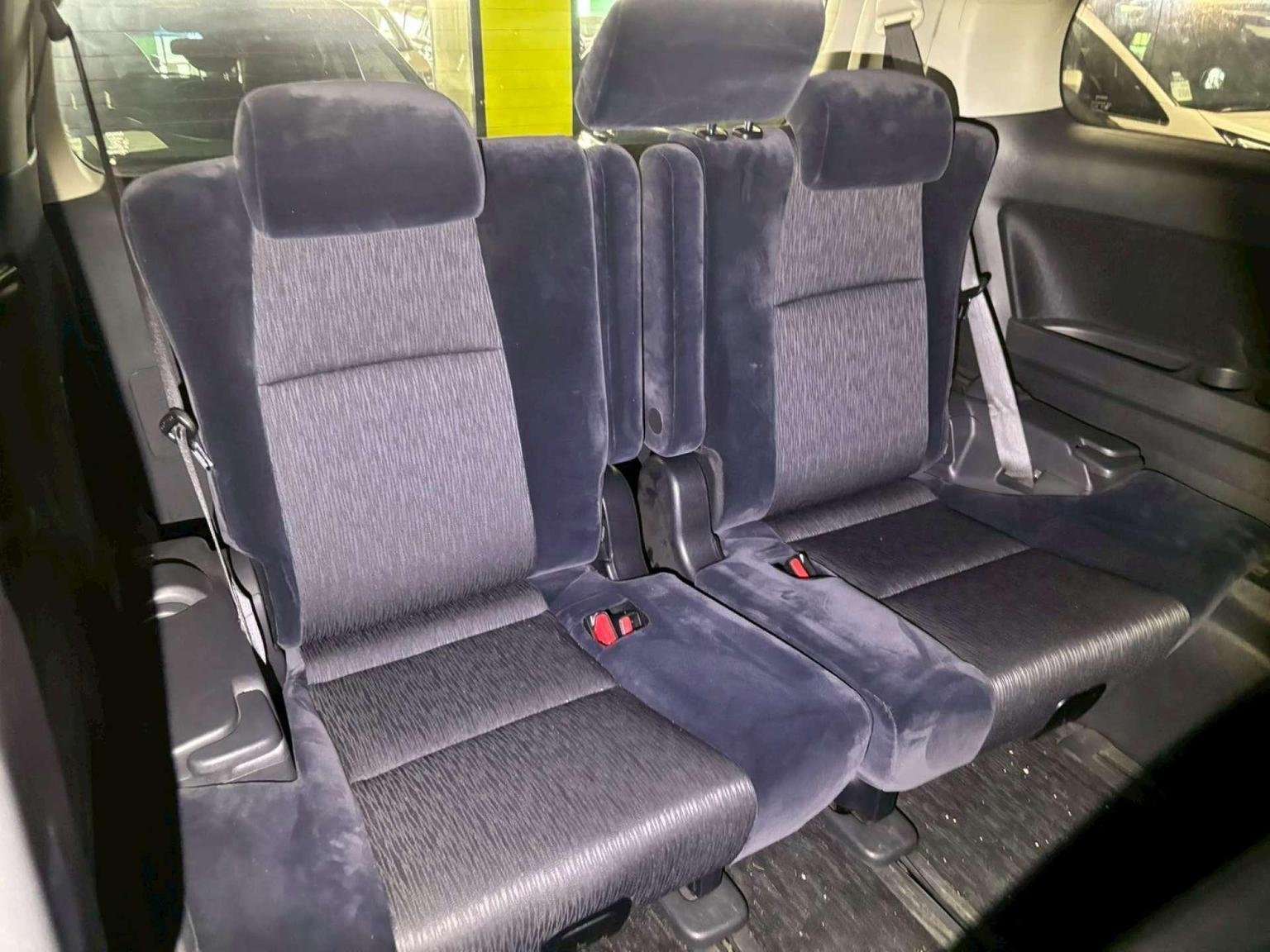 2011 TOYOTA ALPHARD 2011 TOYOTA ALPHARD