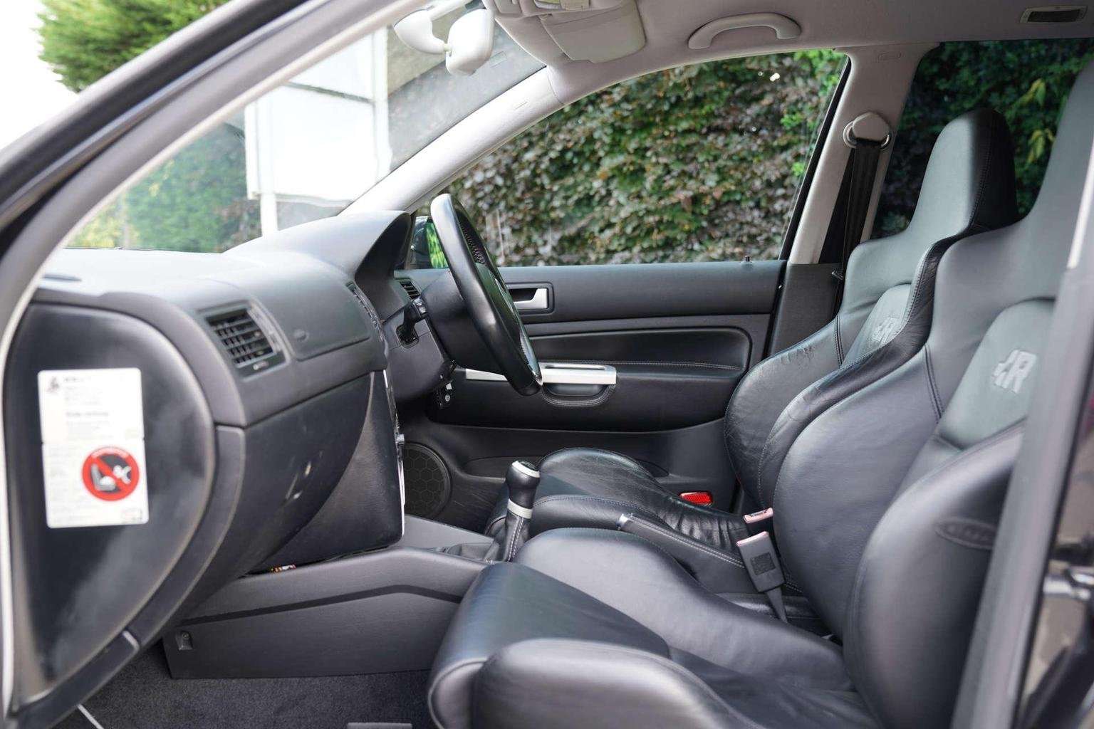 2003 VOLKSWAGEN GOLF 2003 VOLKSWAGEN GOLF