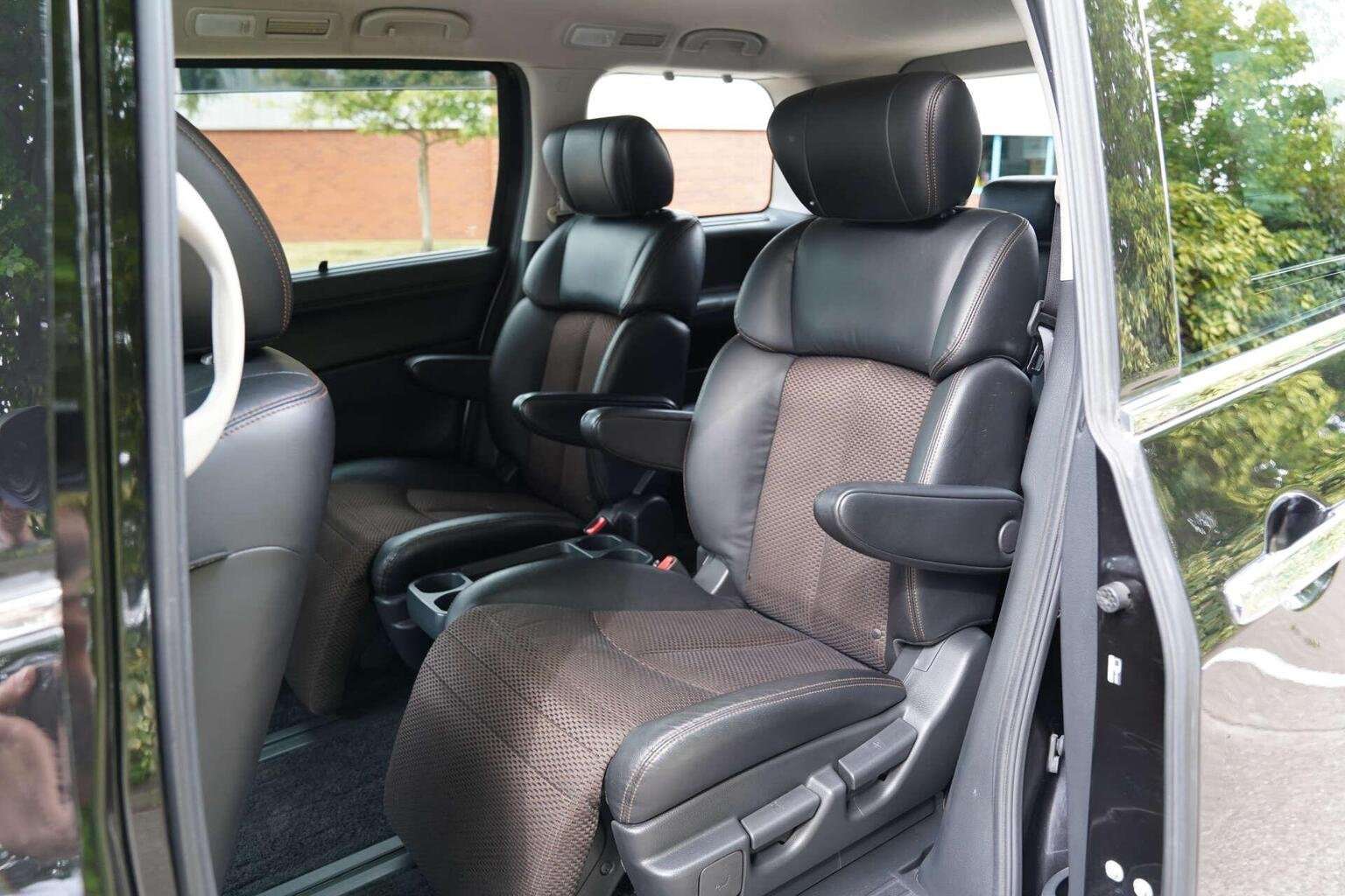 2011 NISSAN ELGRAND 2011 NISSAN ELGRAND