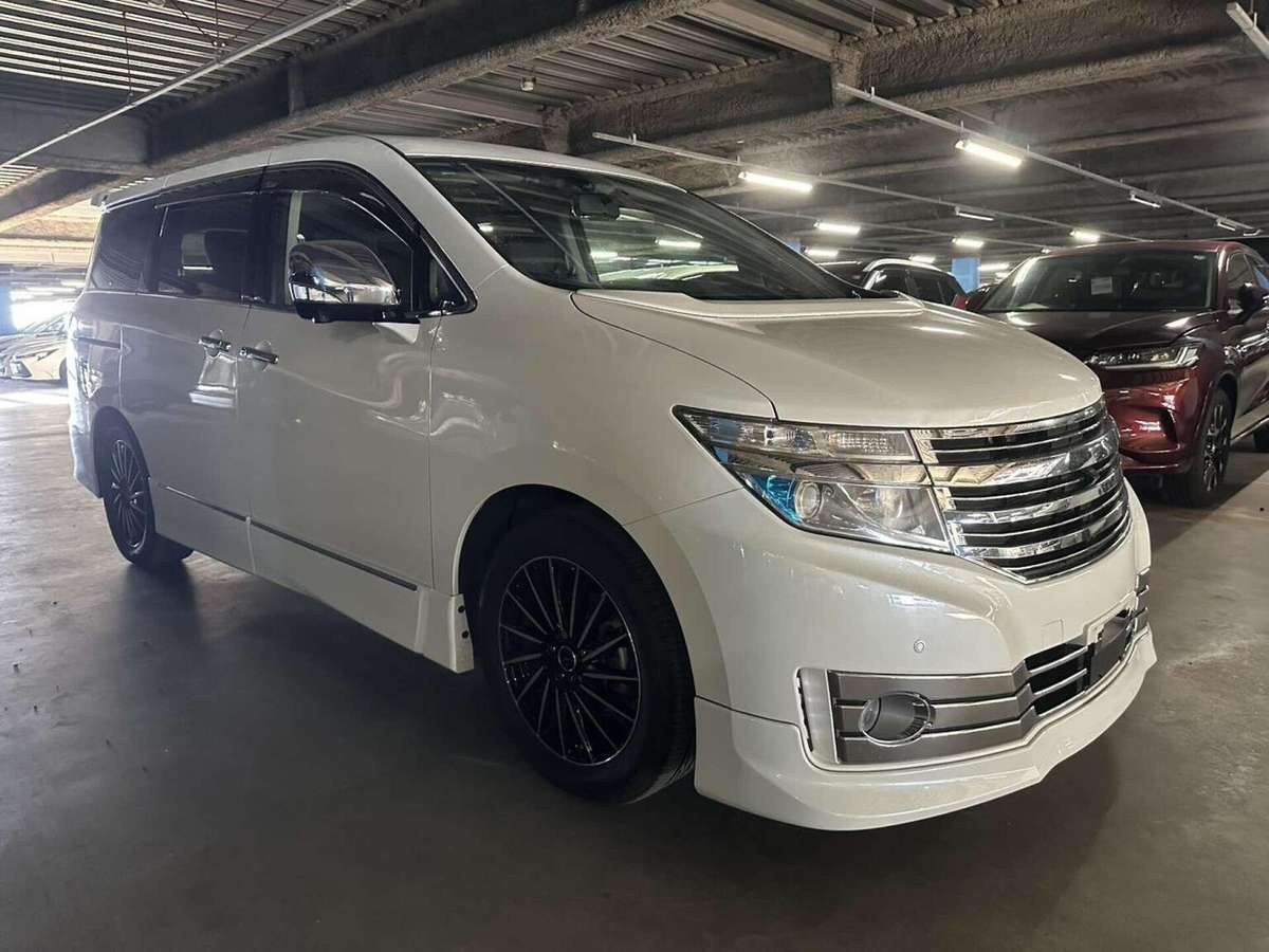 Check out this Nissan Elgrand 2010 Petrol Automatic