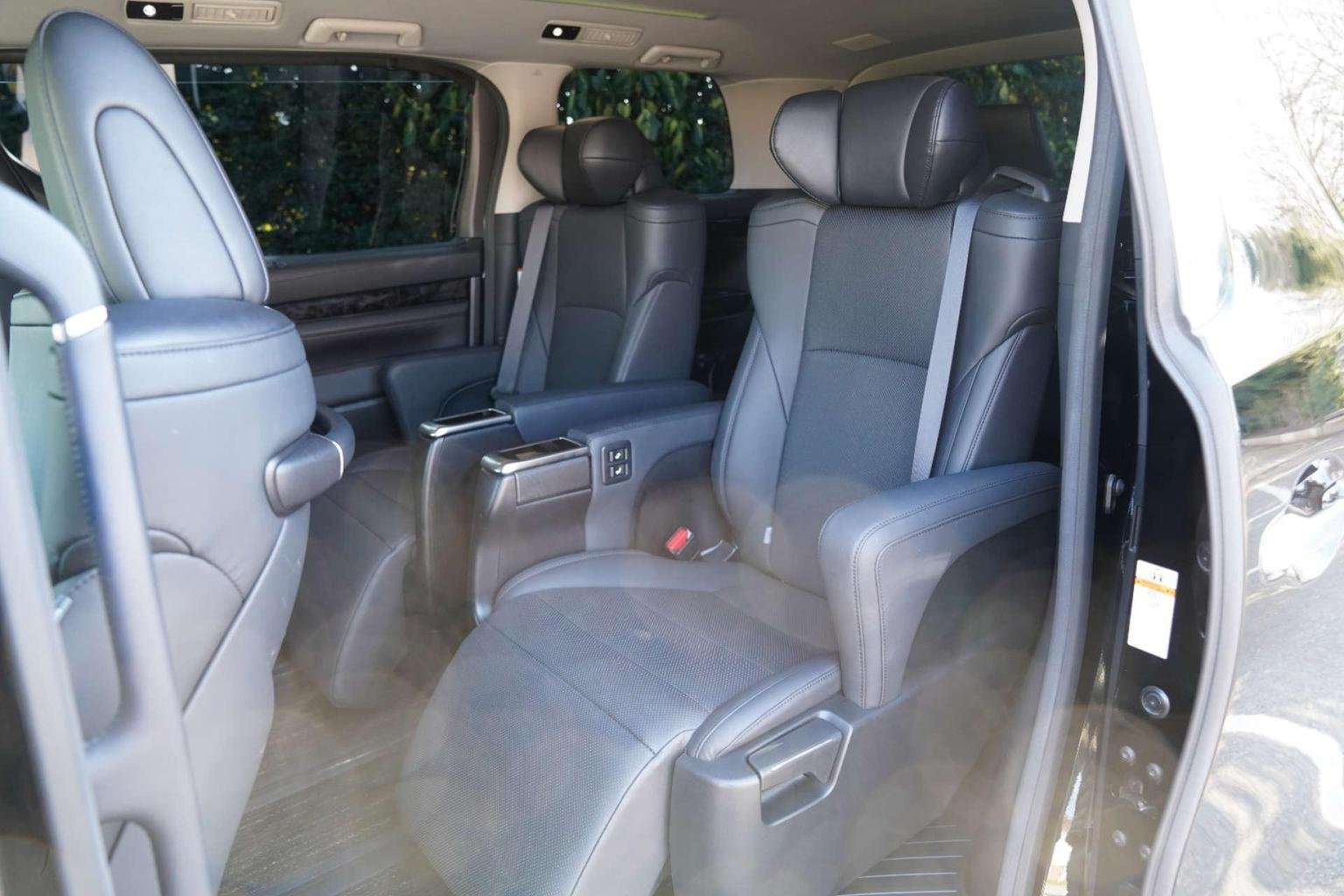 2019 TOYOTA ALPHARD 2019 TOYOTA ALPHARD