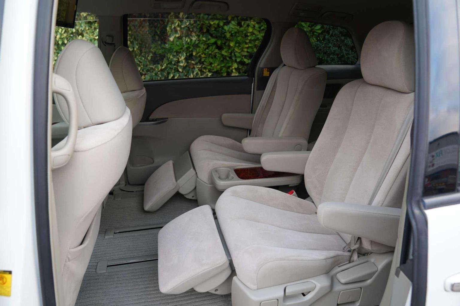 2011 TOYOTA ESTIMA 2011 TOYOTA ESTIMA