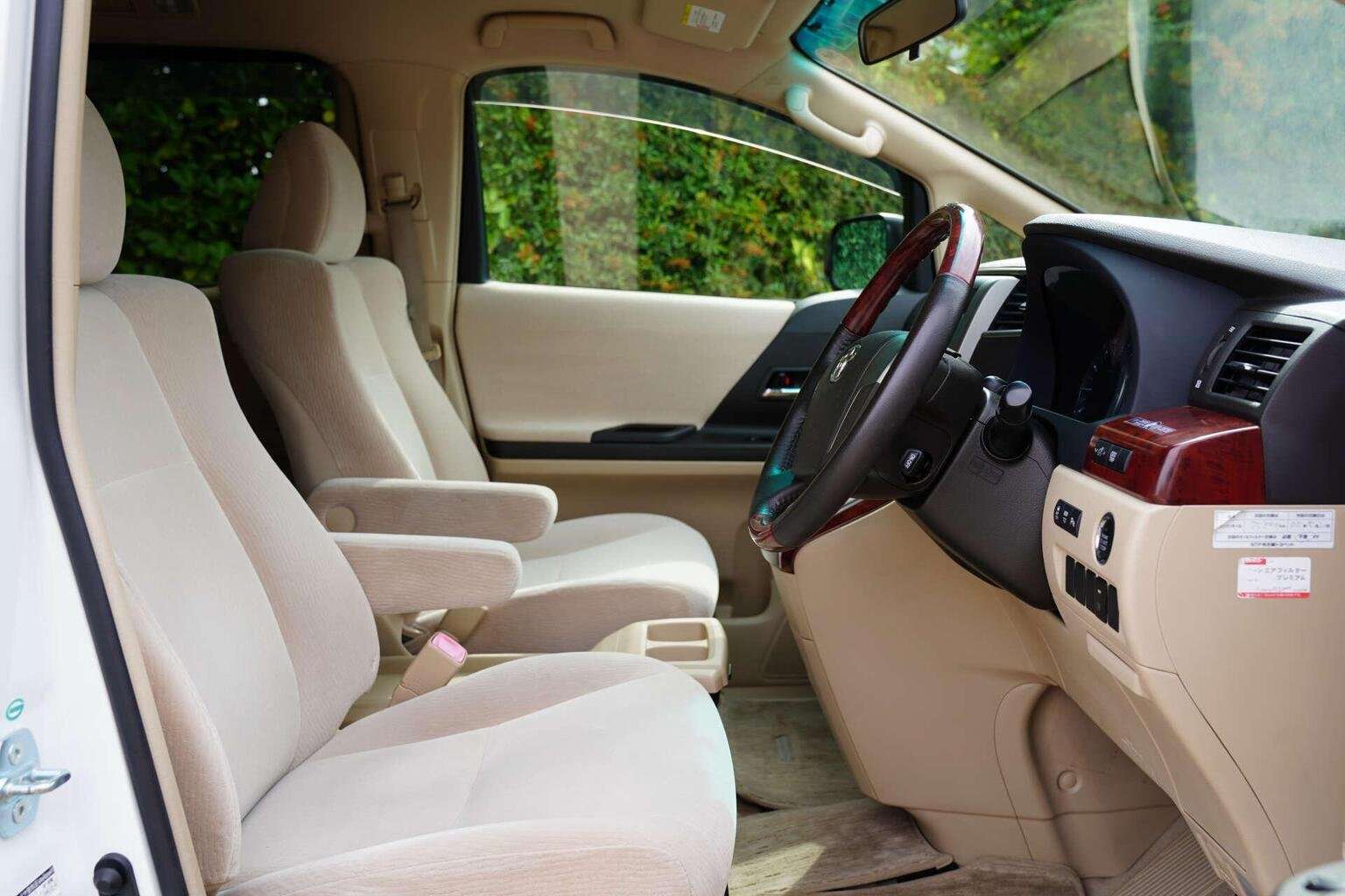 2010 TOYOTA ALPHARD 2010 TOYOTA ALPHARD