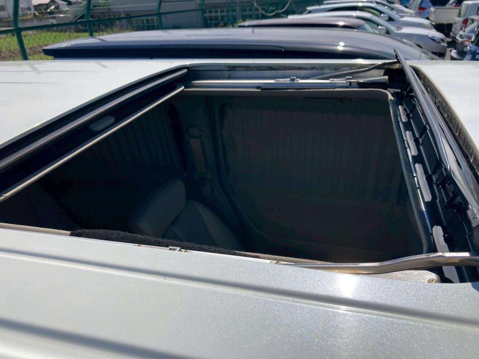 2006 NISSAN ELGRAND 2006 NISSAN ELGRAND