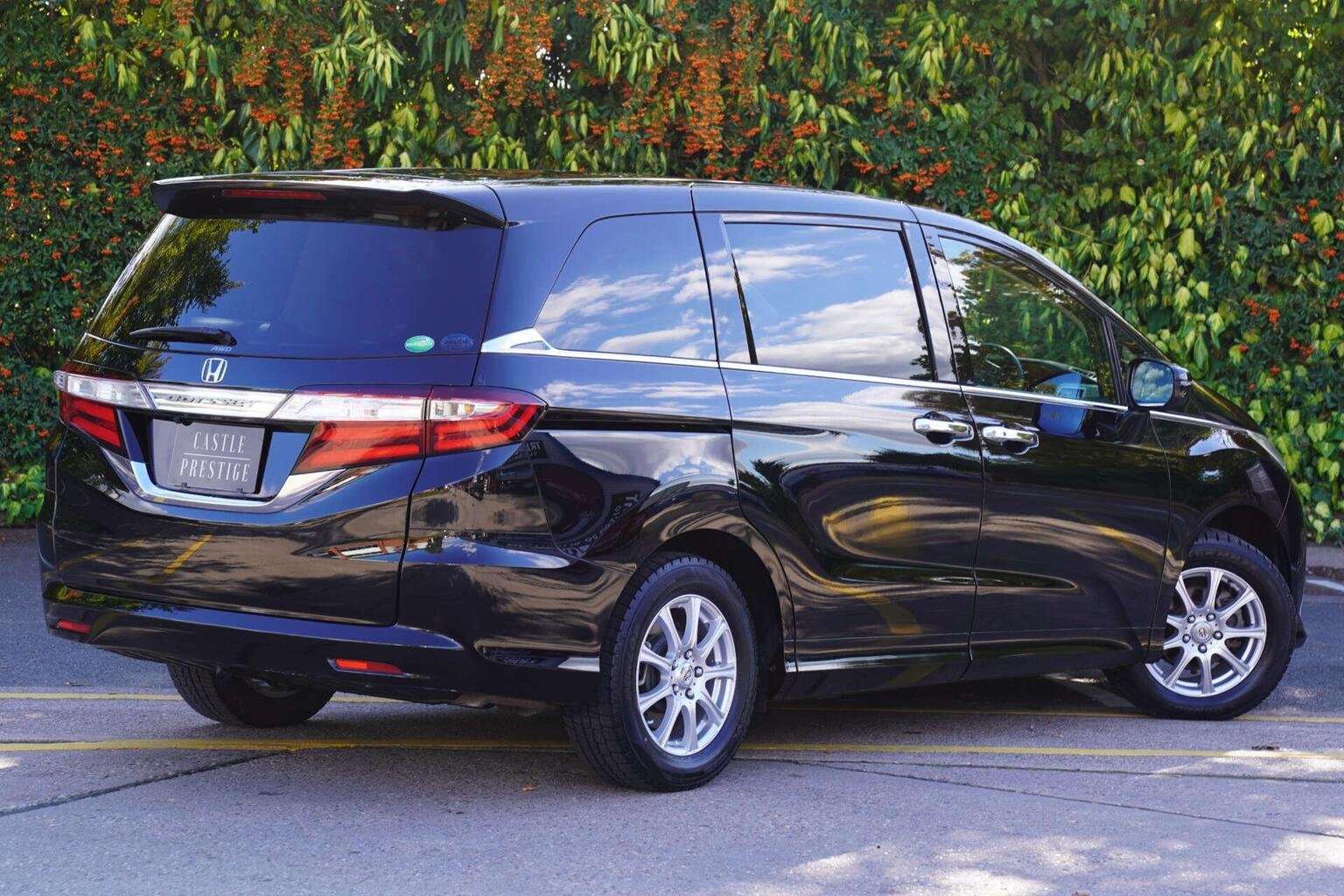 A 2013 HONDA ODYSSEY 2.4 G 4WD 5dr 8 Seats A 2013 HONDA ODYSSEY 2.4 G 4WD 5dr 8 Seats