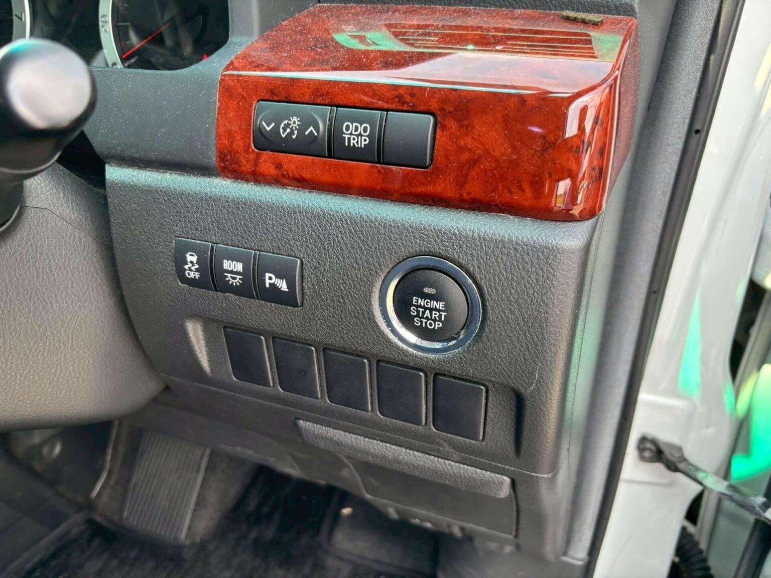 2010 TOYOTA ALPHARD 2010 TOYOTA ALPHARD