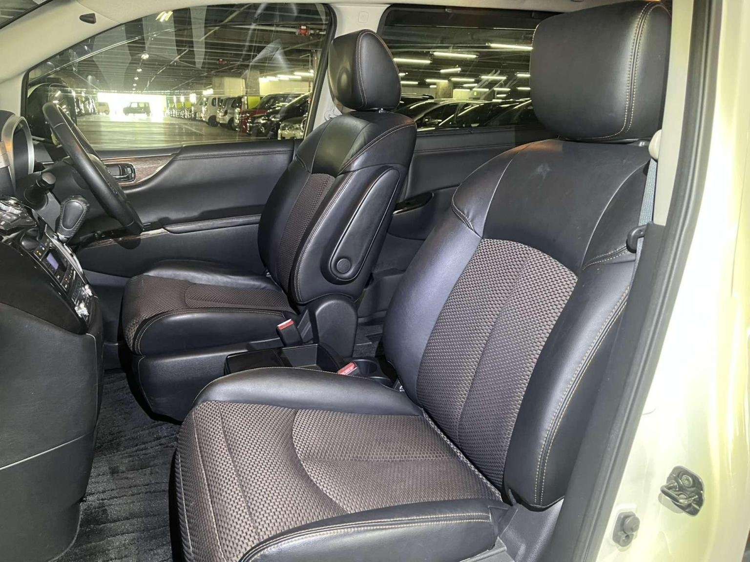 2012 NISSAN ELGRAND 2012 NISSAN ELGRAND