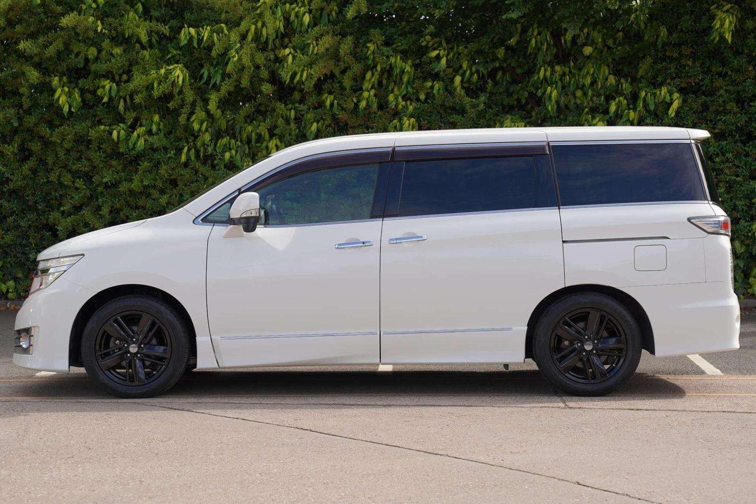 2010 NISSAN ELGRAND 2010 NISSAN ELGRAND