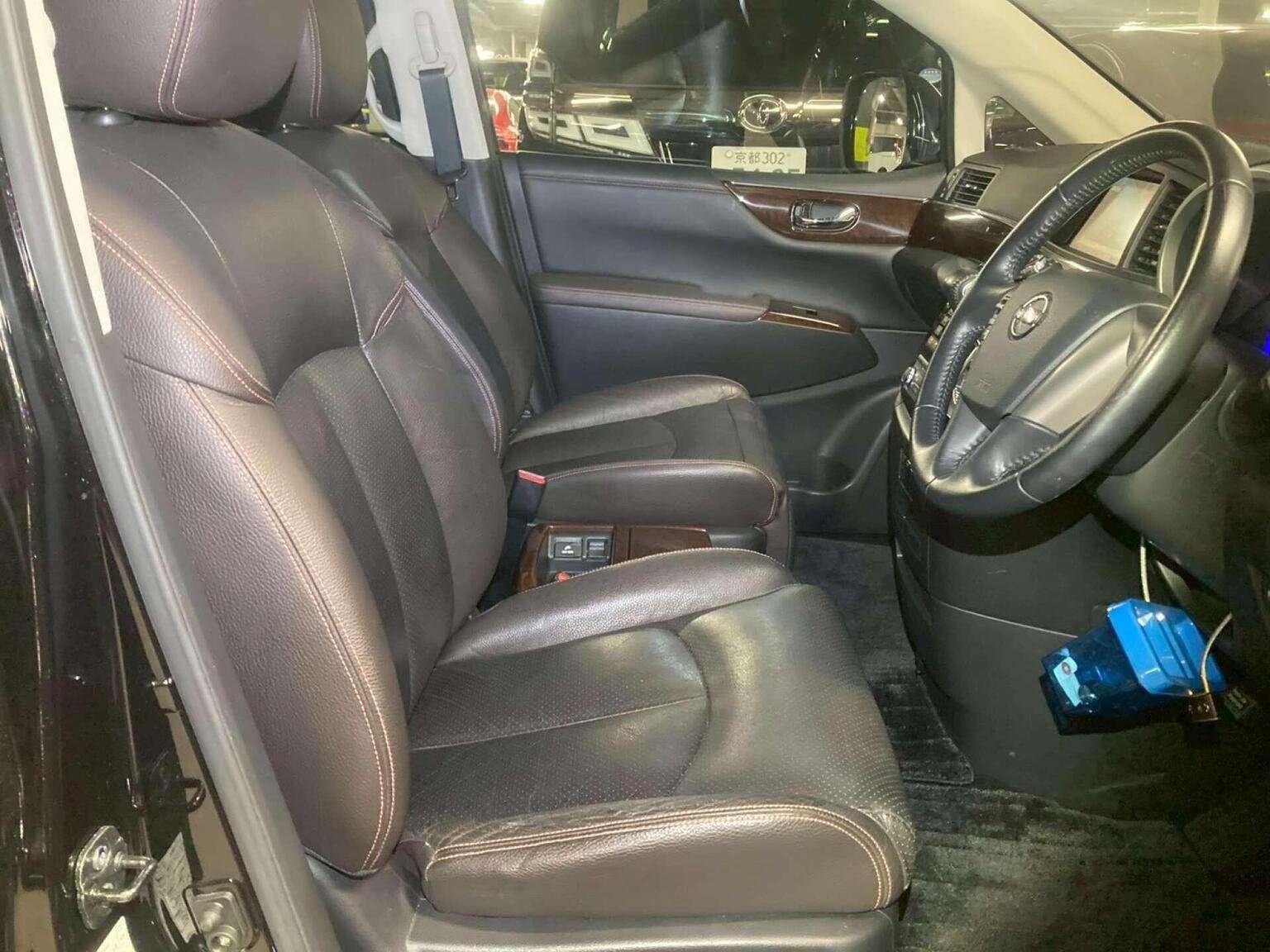 2010 NISSAN ELGRAND 2010 NISSAN ELGRAND