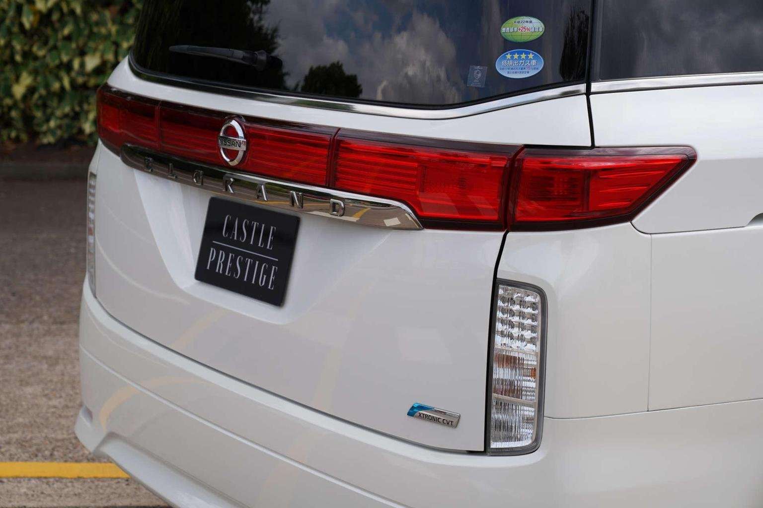 2011 NISSAN ELGRAND 2011 NISSAN ELGRAND