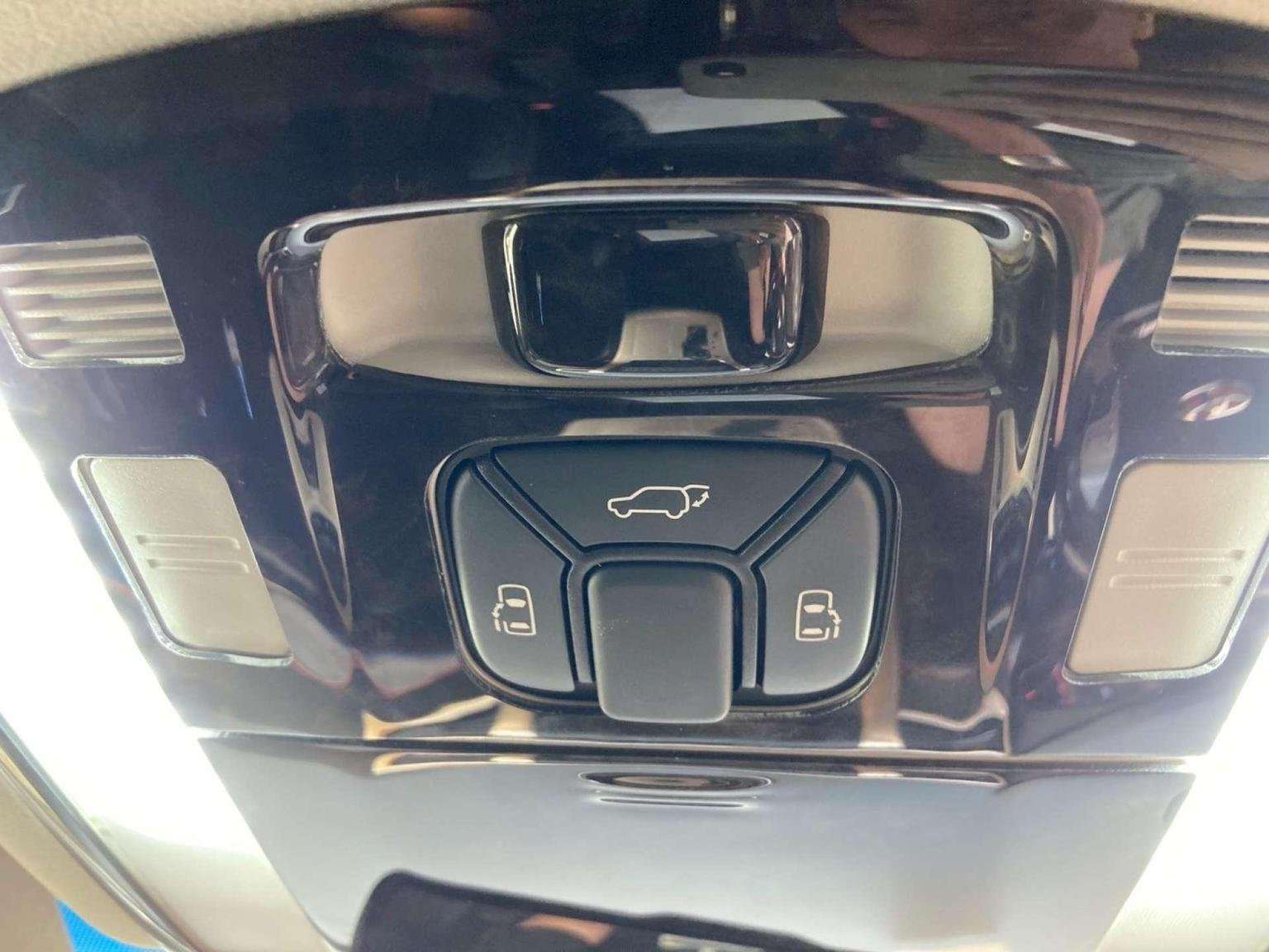 2013 TOYOTA VELLFIRE 2013 TOYOTA VELLFIRE