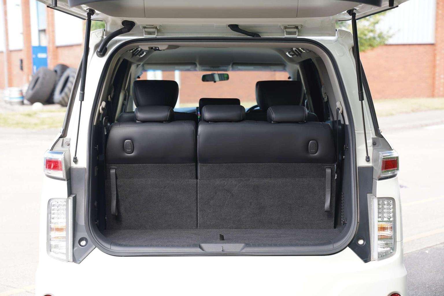 2010 NISSAN ELGRAND 2010 NISSAN ELGRAND