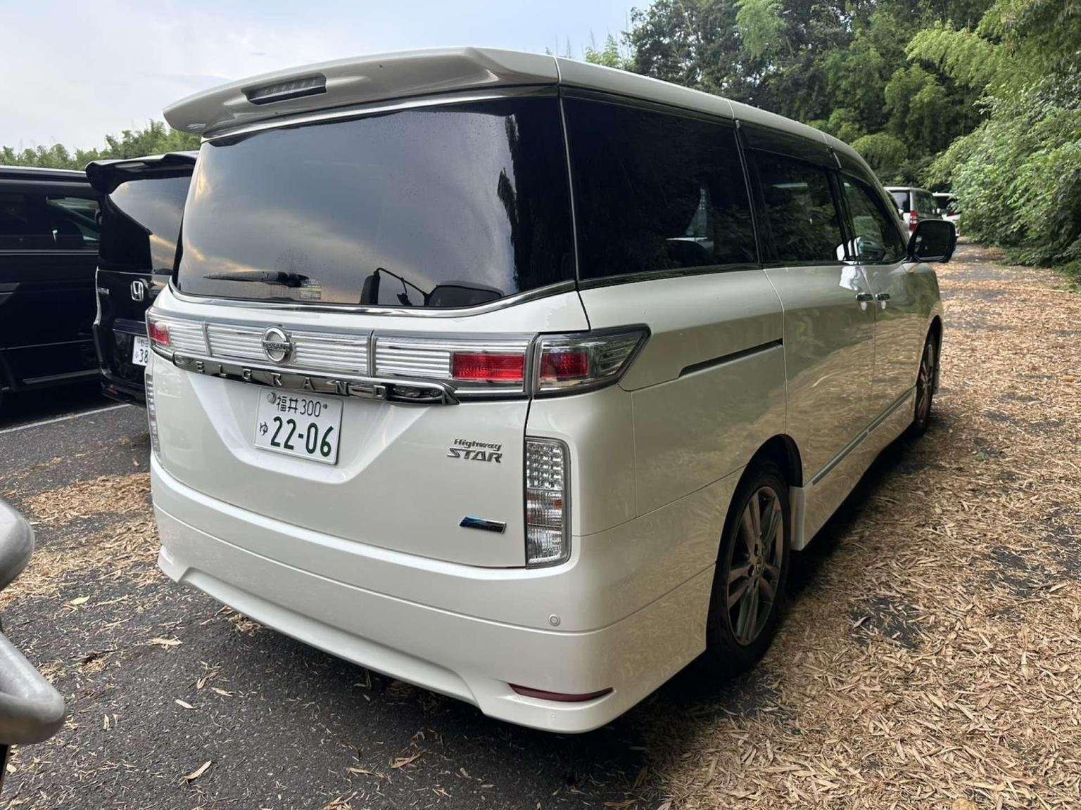 2013 NISSAN ELGRAND 2013 NISSAN ELGRAND