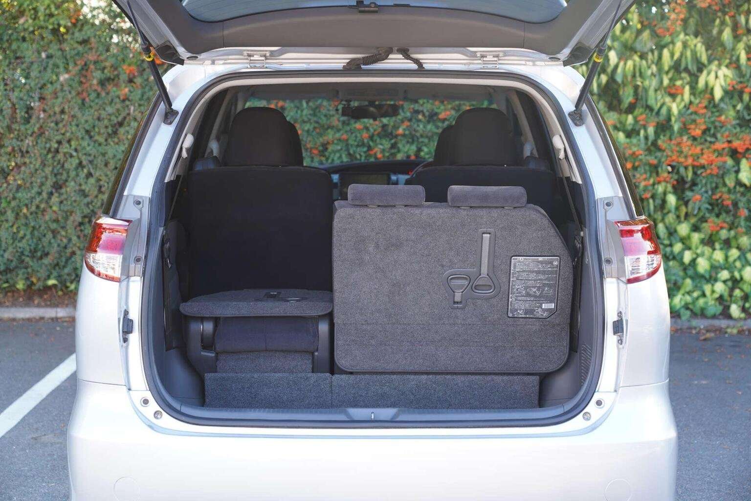 2011 TOYOTA ESTIMA 2011 TOYOTA ESTIMA