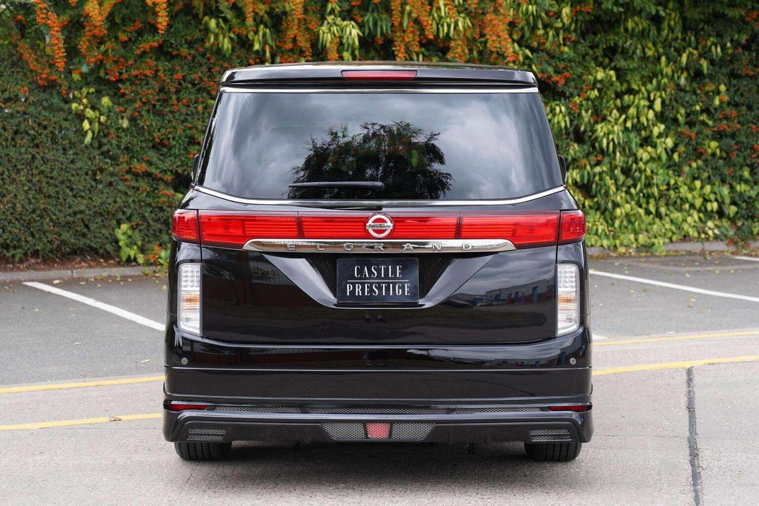 2011 NISSAN ELGRAND 2011 NISSAN ELGRAND