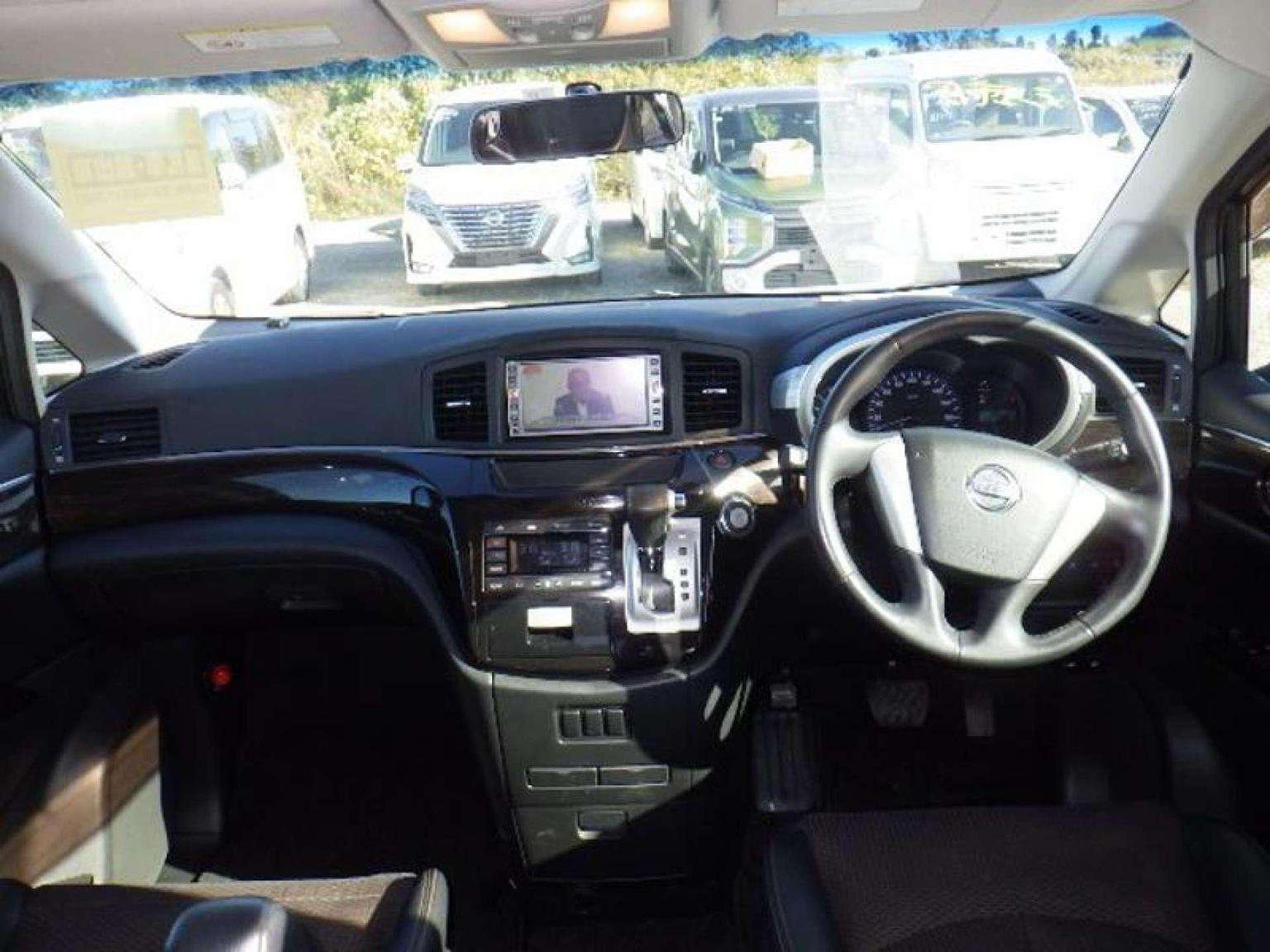 2010 NISSAN ELGRAND 2010 NISSAN ELGRAND