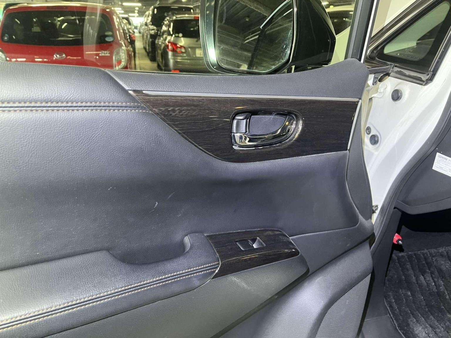 2012 NISSAN ELGRAND 2012 NISSAN ELGRAND