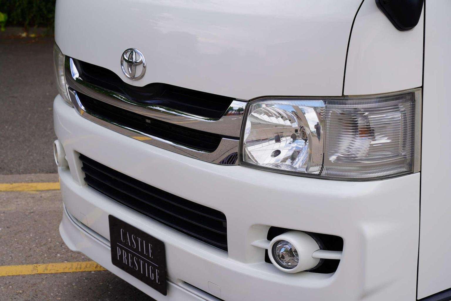2010 TOYOTA HIACE 2010 TOYOTA HIACE