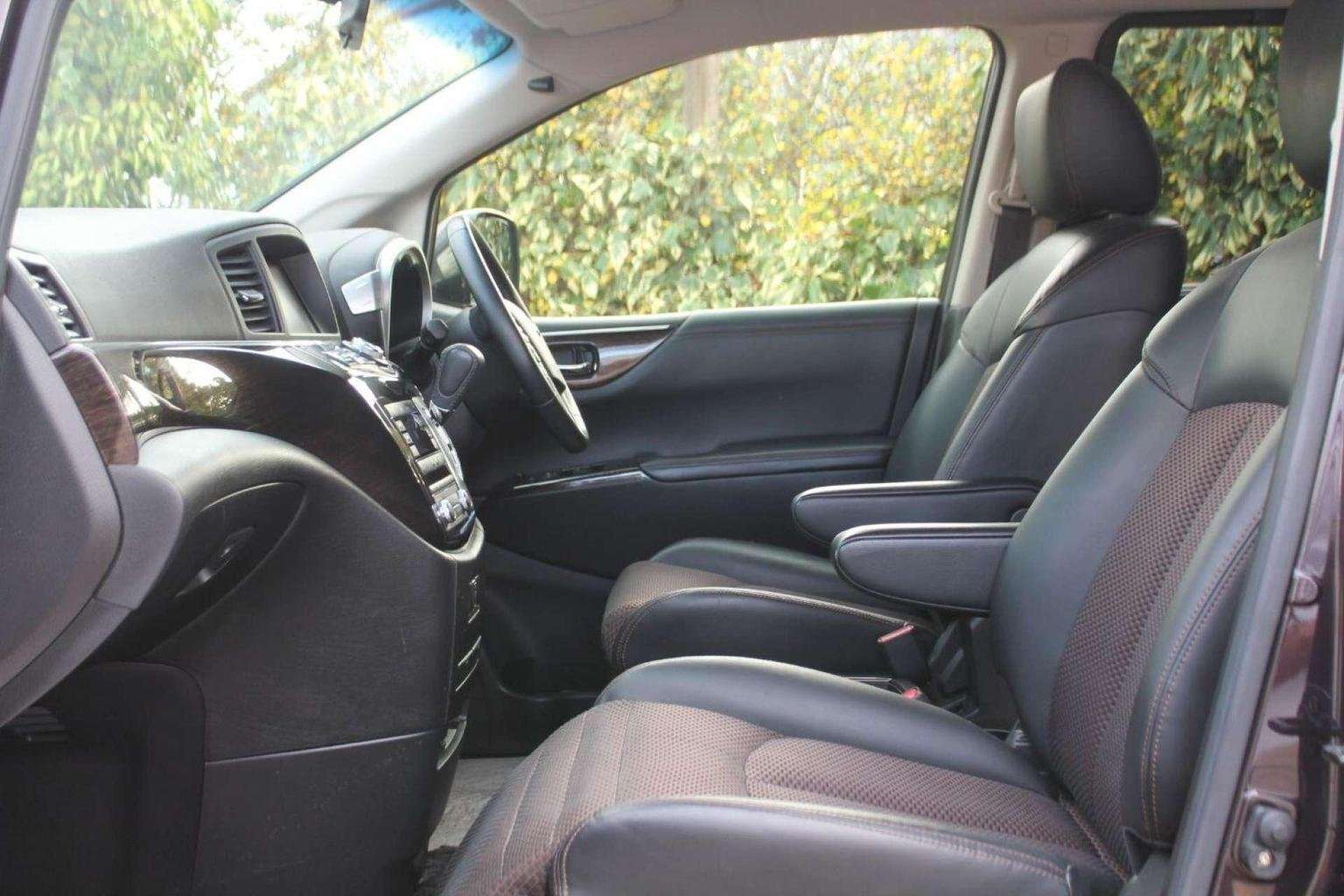 2011 NISSAN ELGRAND 2011 NISSAN ELGRAND