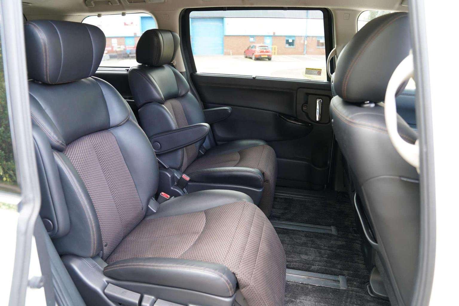 2013 NISSAN ELGRAND 2013 NISSAN ELGRAND