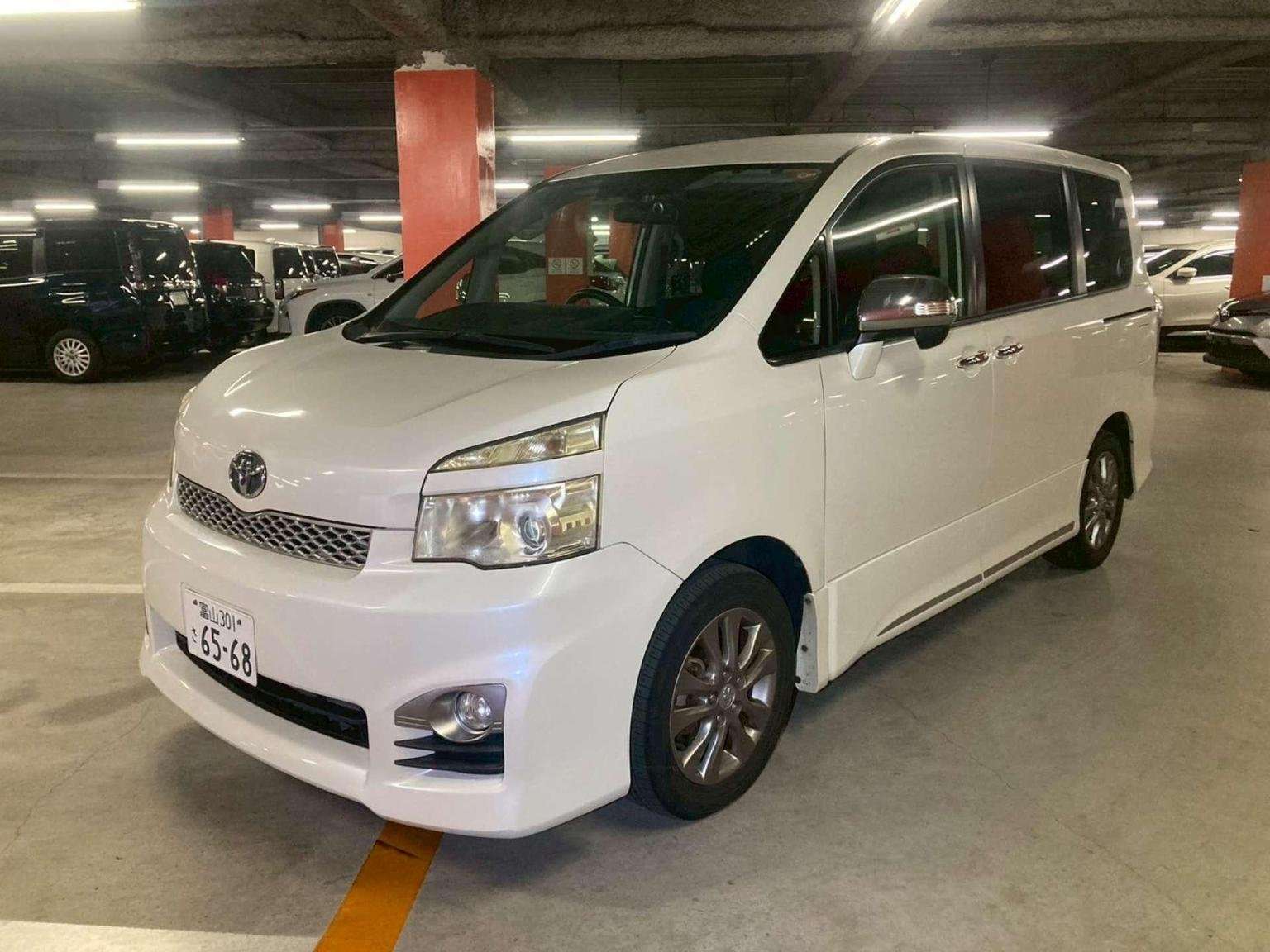 2012 TOYOTA VOXY 2012 TOYOTA VOXY