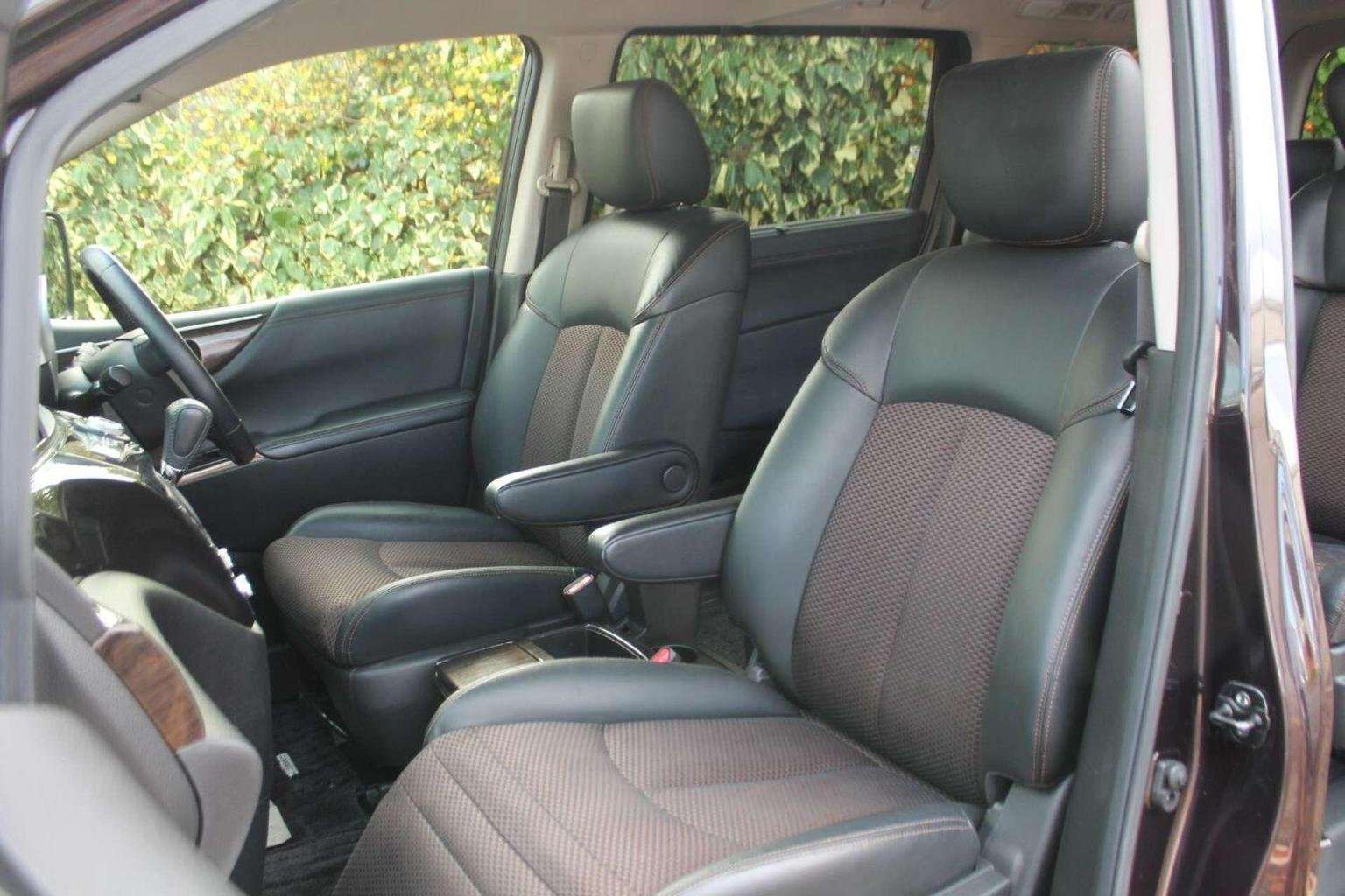 2011 NISSAN ELGRAND 2011 NISSAN ELGRAND