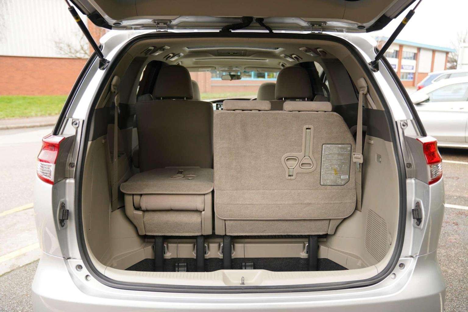 2011 TOYOTA ESTIMA 2011 TOYOTA ESTIMA