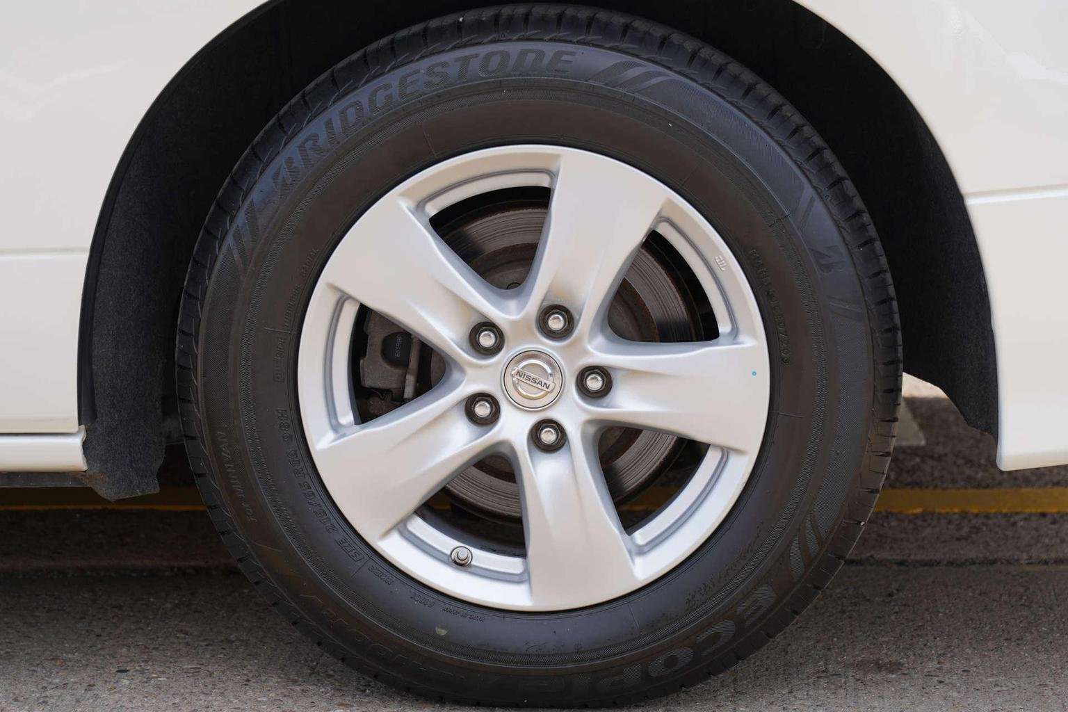 2011 NISSAN ELGRAND 2011 NISSAN ELGRAND