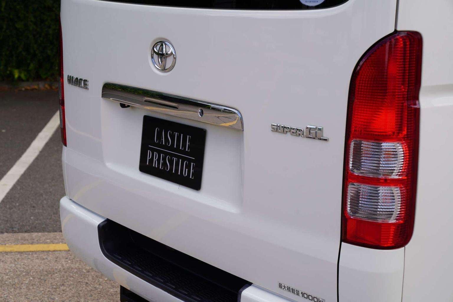 2010 TOYOTA HIACE 2010 TOYOTA HIACE