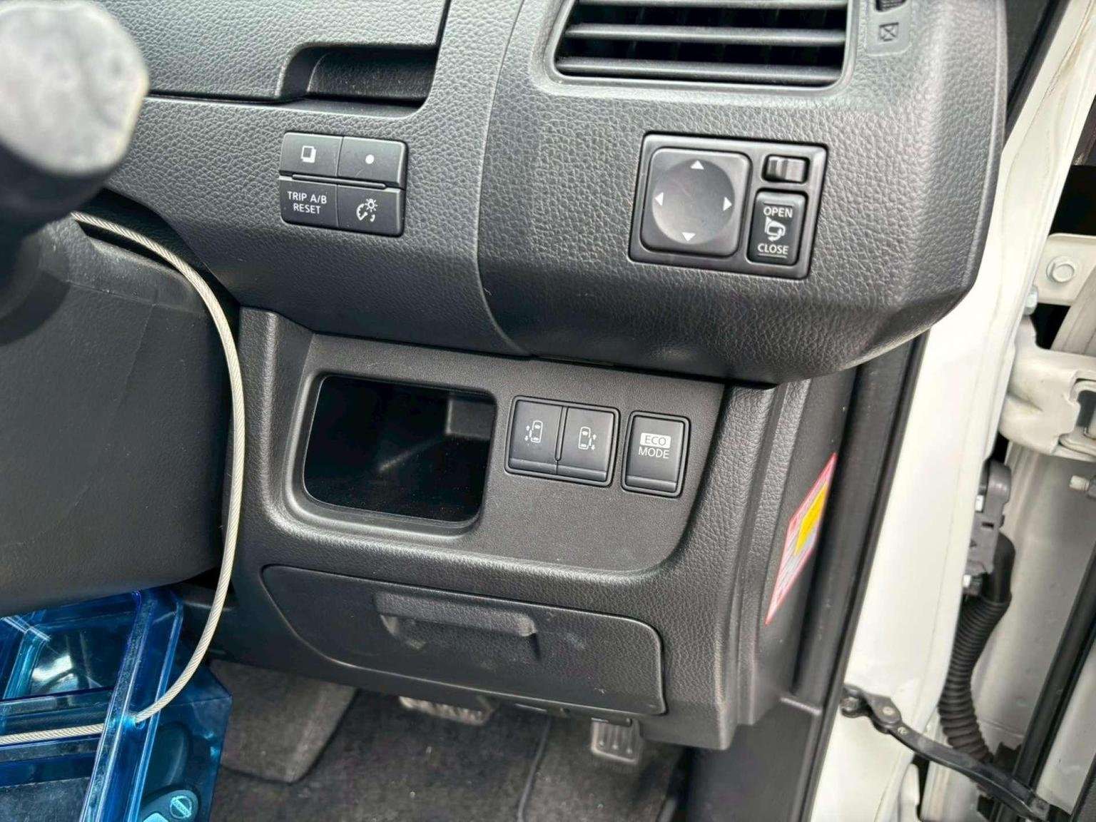 2012 NISSAN SERENA 2012 NISSAN SERENA