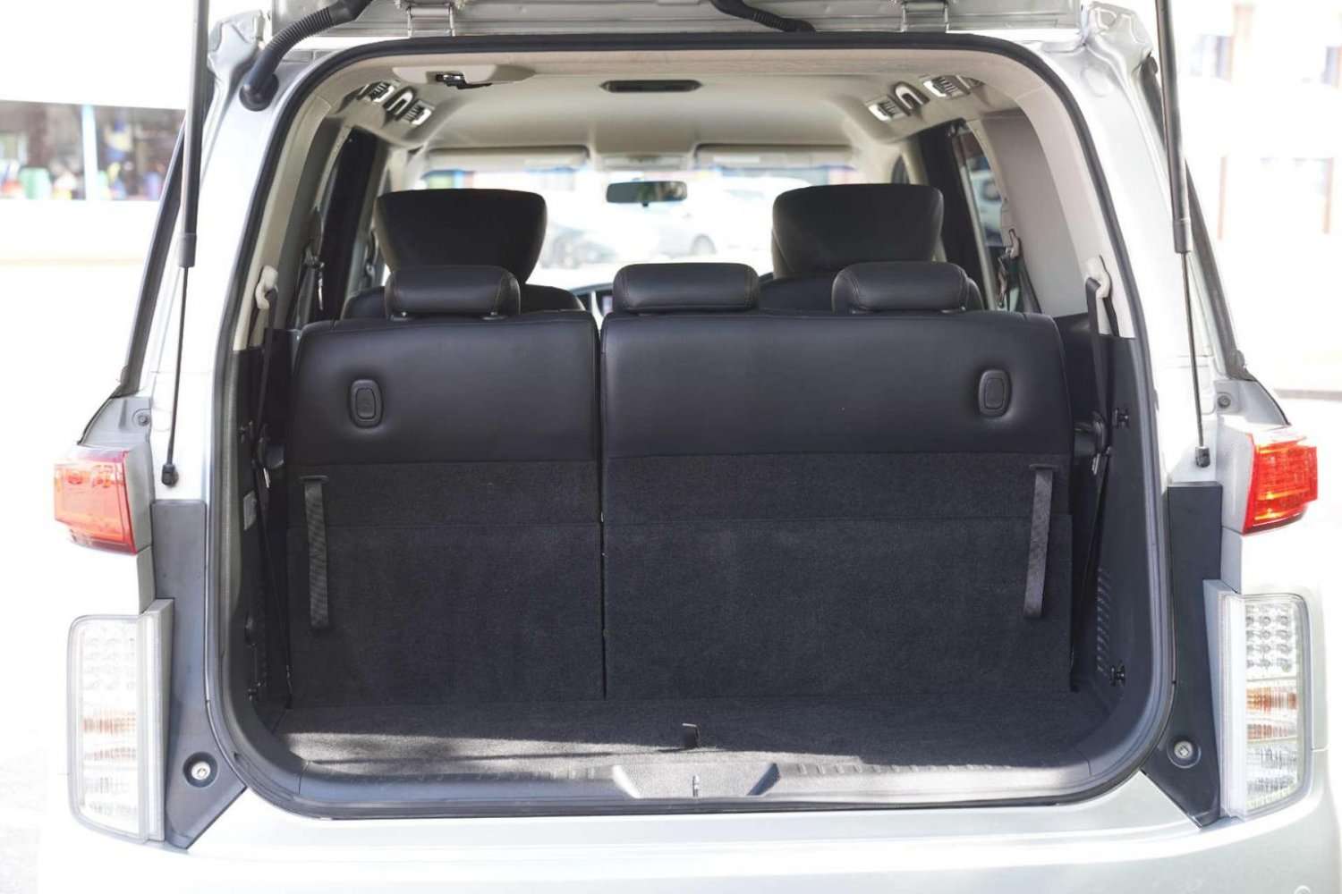 2011 NISSAN ELGRAND 2011 NISSAN ELGRAND