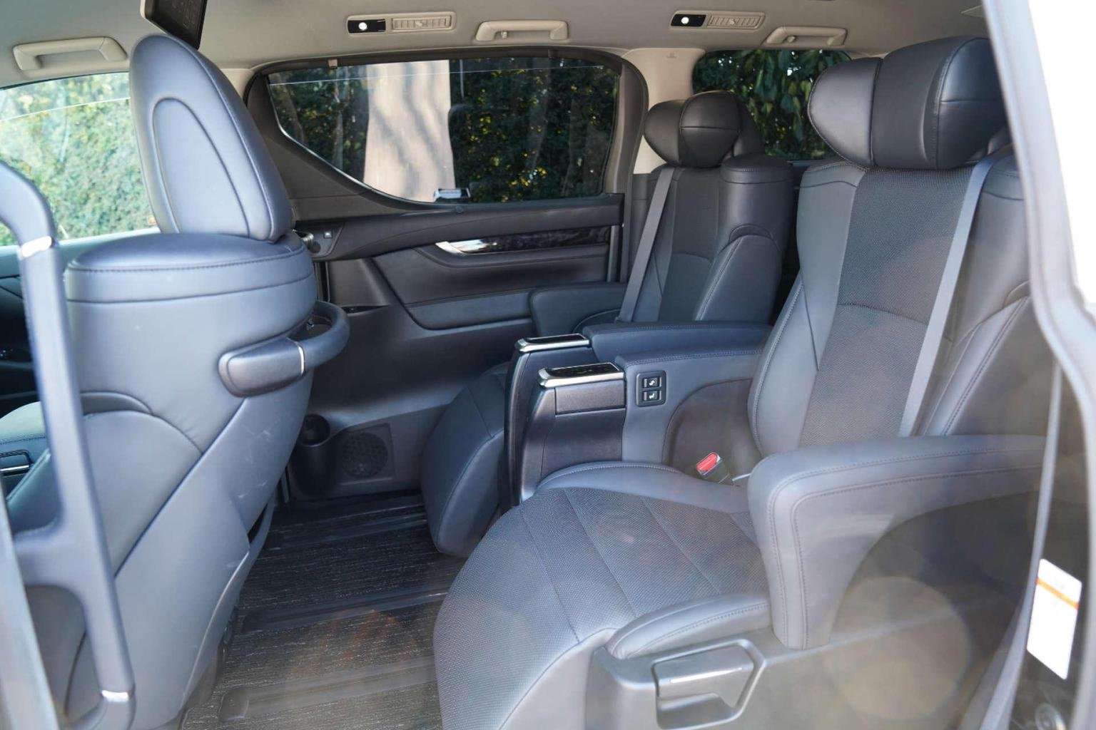 2019 TOYOTA ALPHARD 2019 TOYOTA ALPHARD