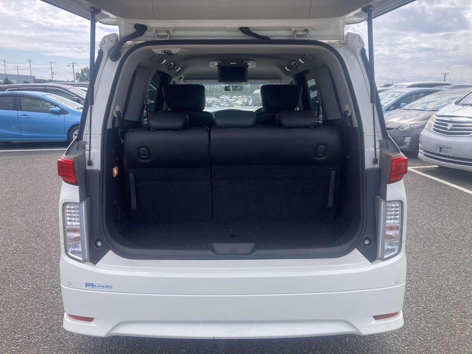 2010 NISSAN ELGRAND 2010 NISSAN ELGRAND