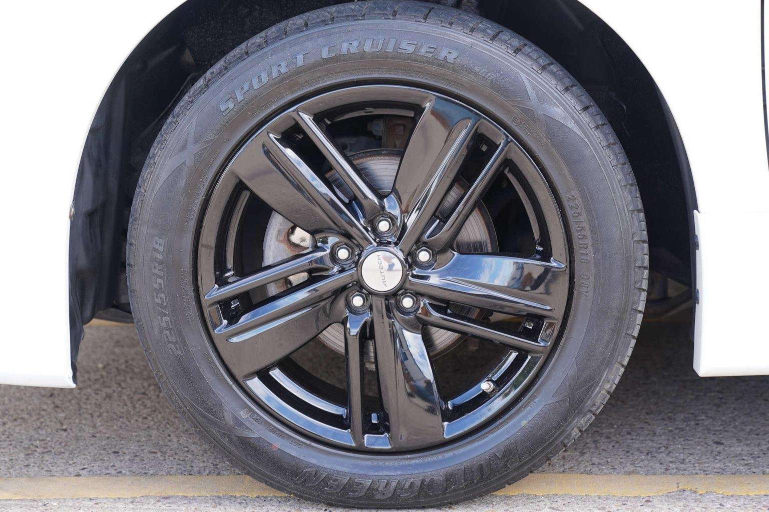 2010 NISSAN ELGRAND 2010 NISSAN ELGRAND