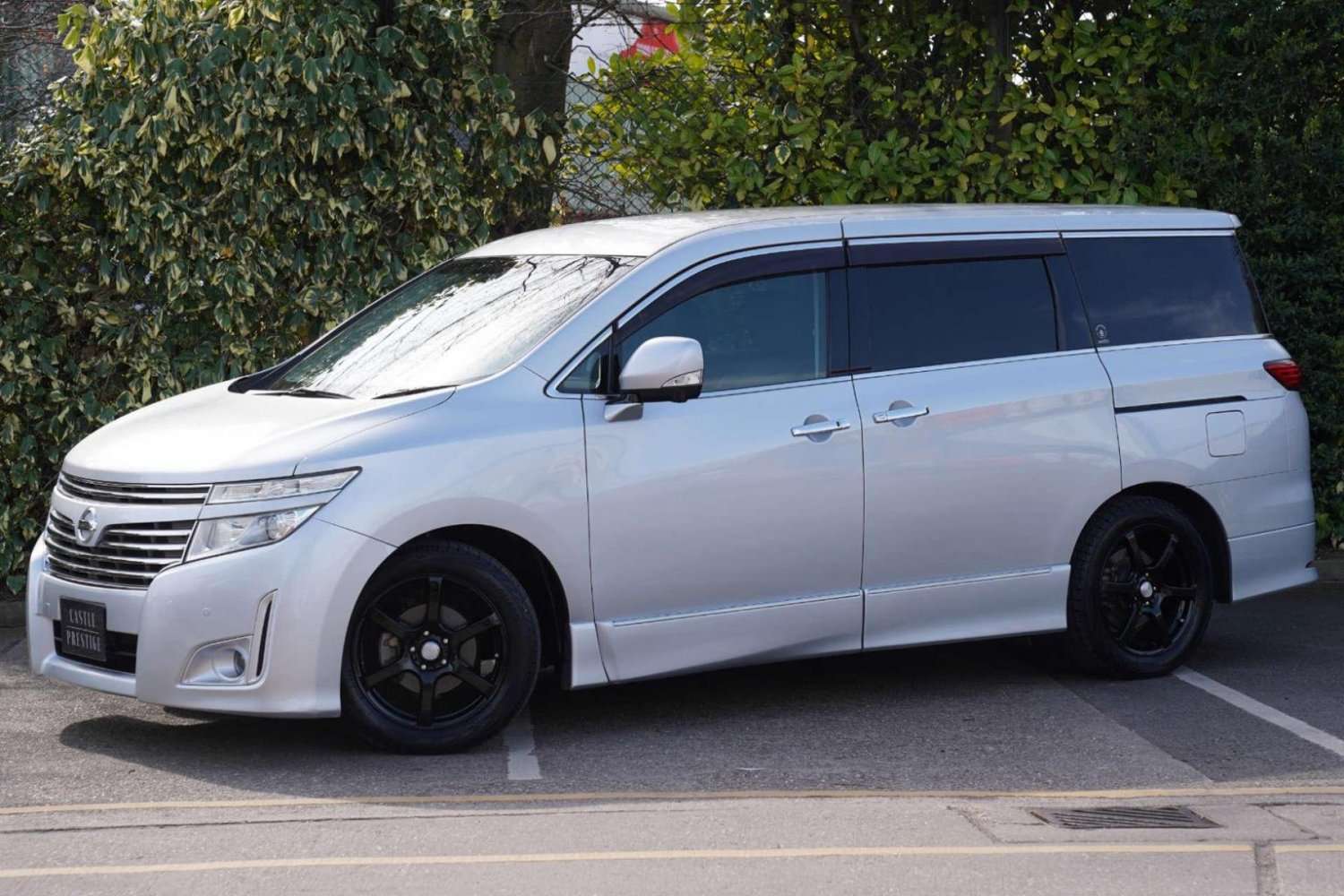 2011 NISSAN ELGRAND 2011 NISSAN ELGRAND