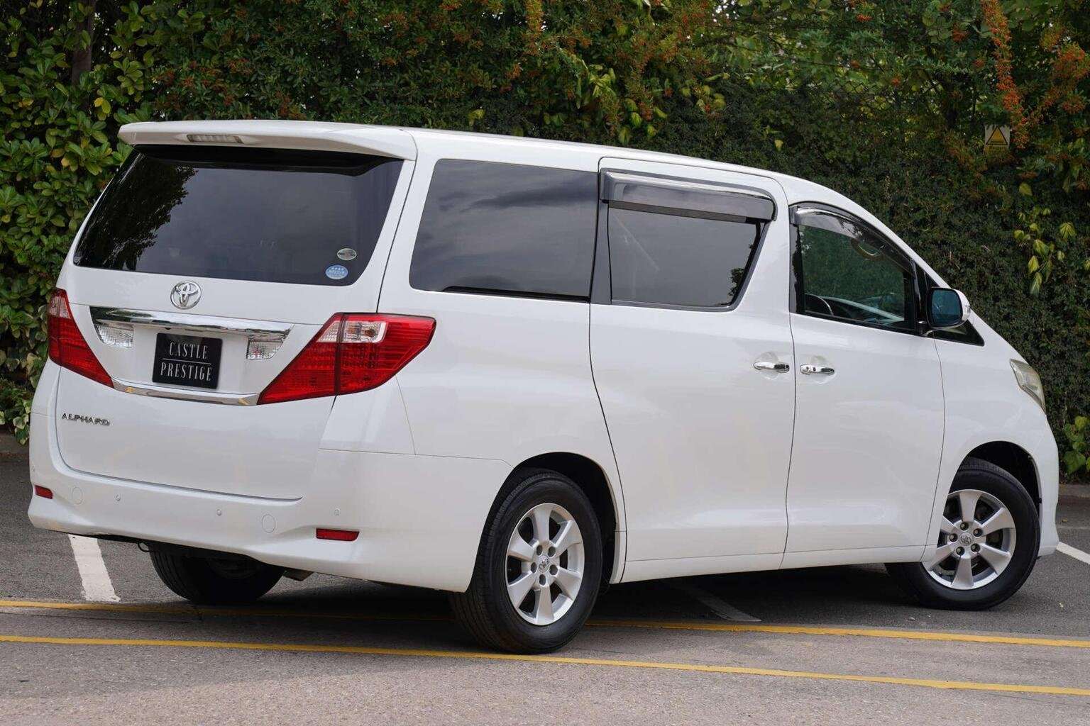 2010 TOYOTA ALPHARD 2010 TOYOTA ALPHARD