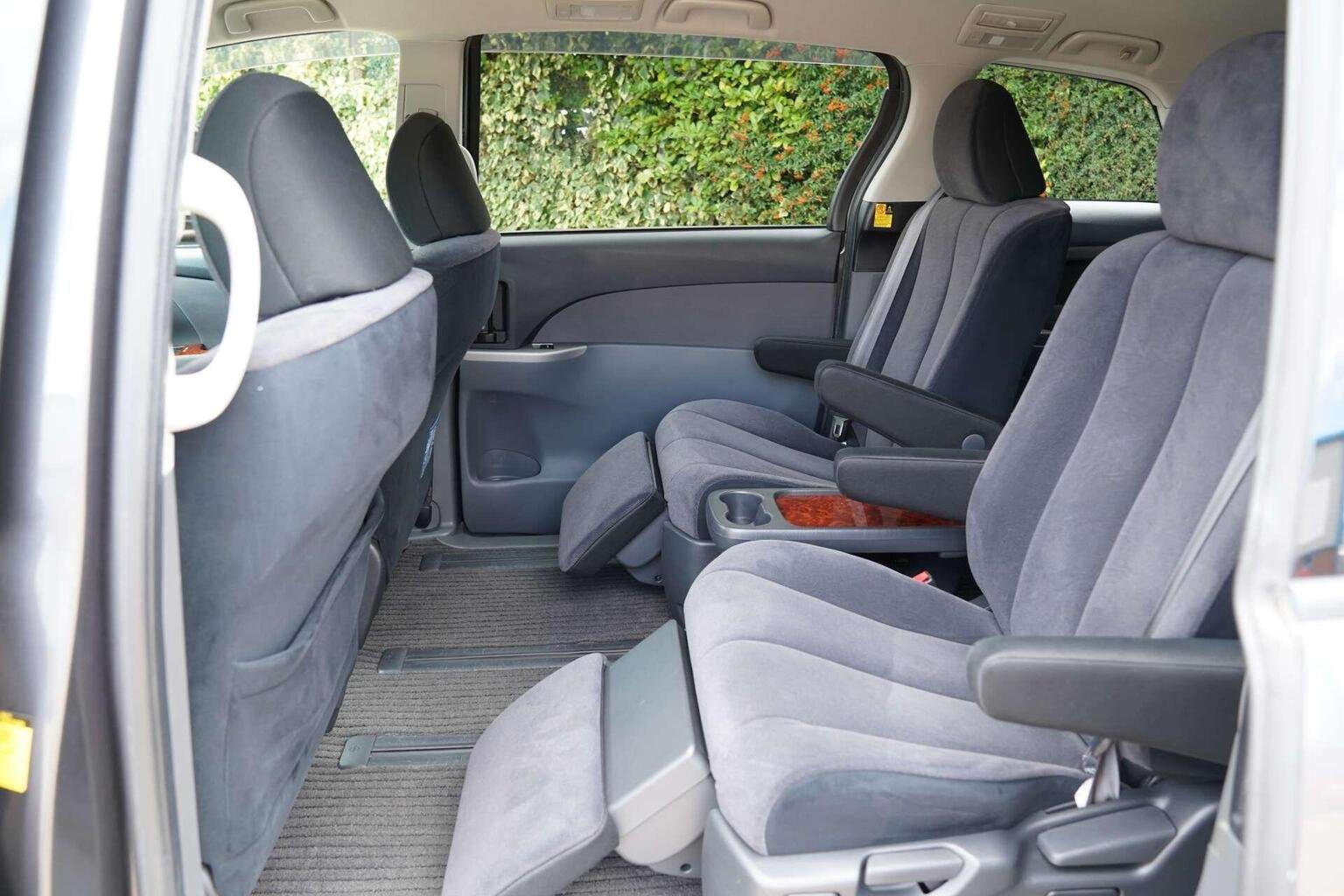 2011 TOYOTA ESTIMA 2011 TOYOTA ESTIMA