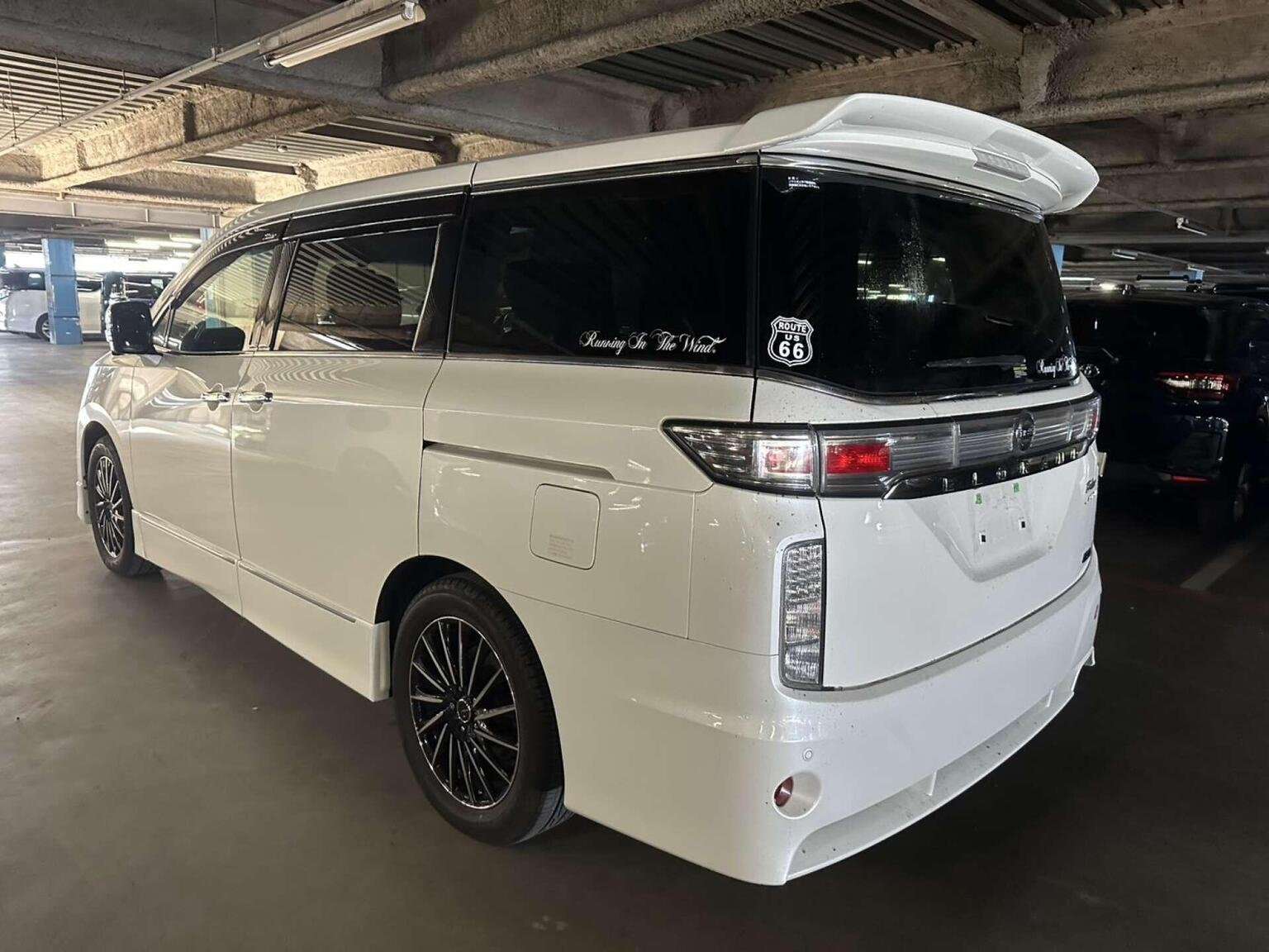 2010 NISSAN ELGRAND 2010 NISSAN ELGRAND