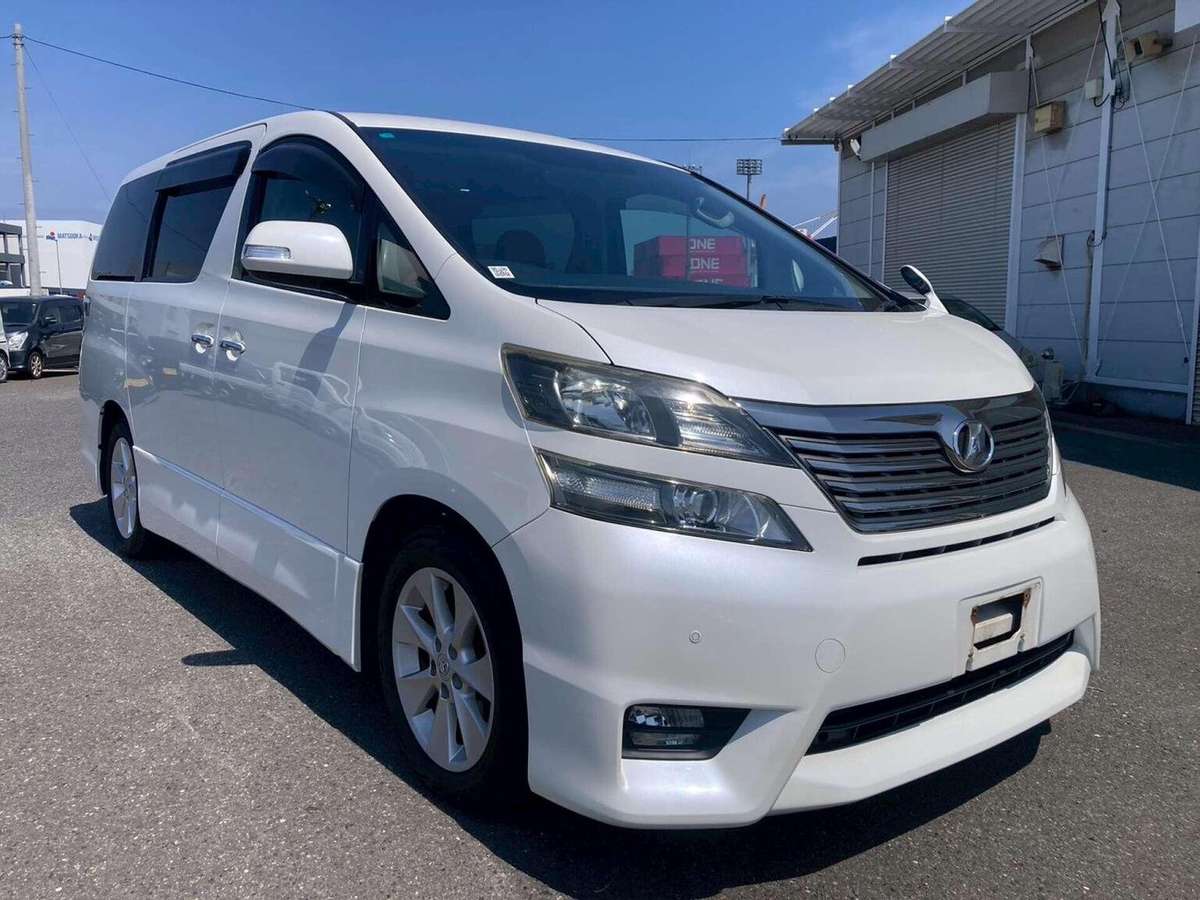 Check out this Toyota Vellfire 2008 Petrol Automatic