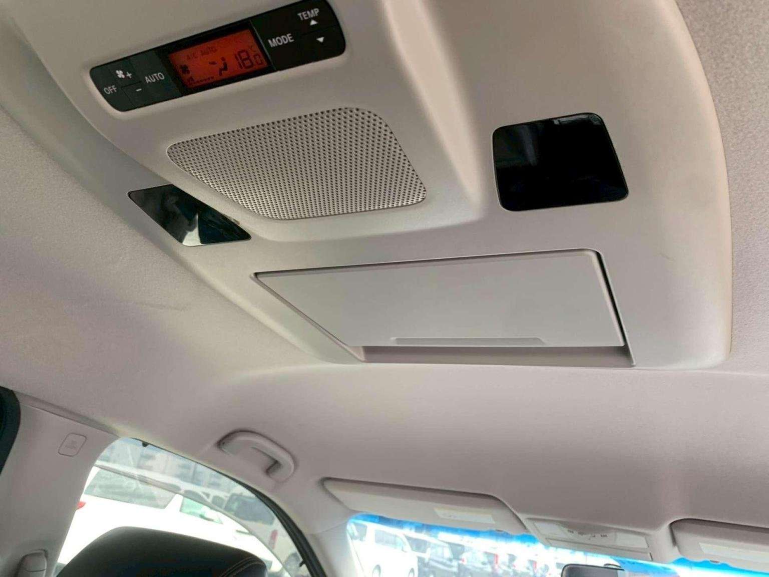 2014 NISSAN ELGRAND 2014 NISSAN ELGRAND