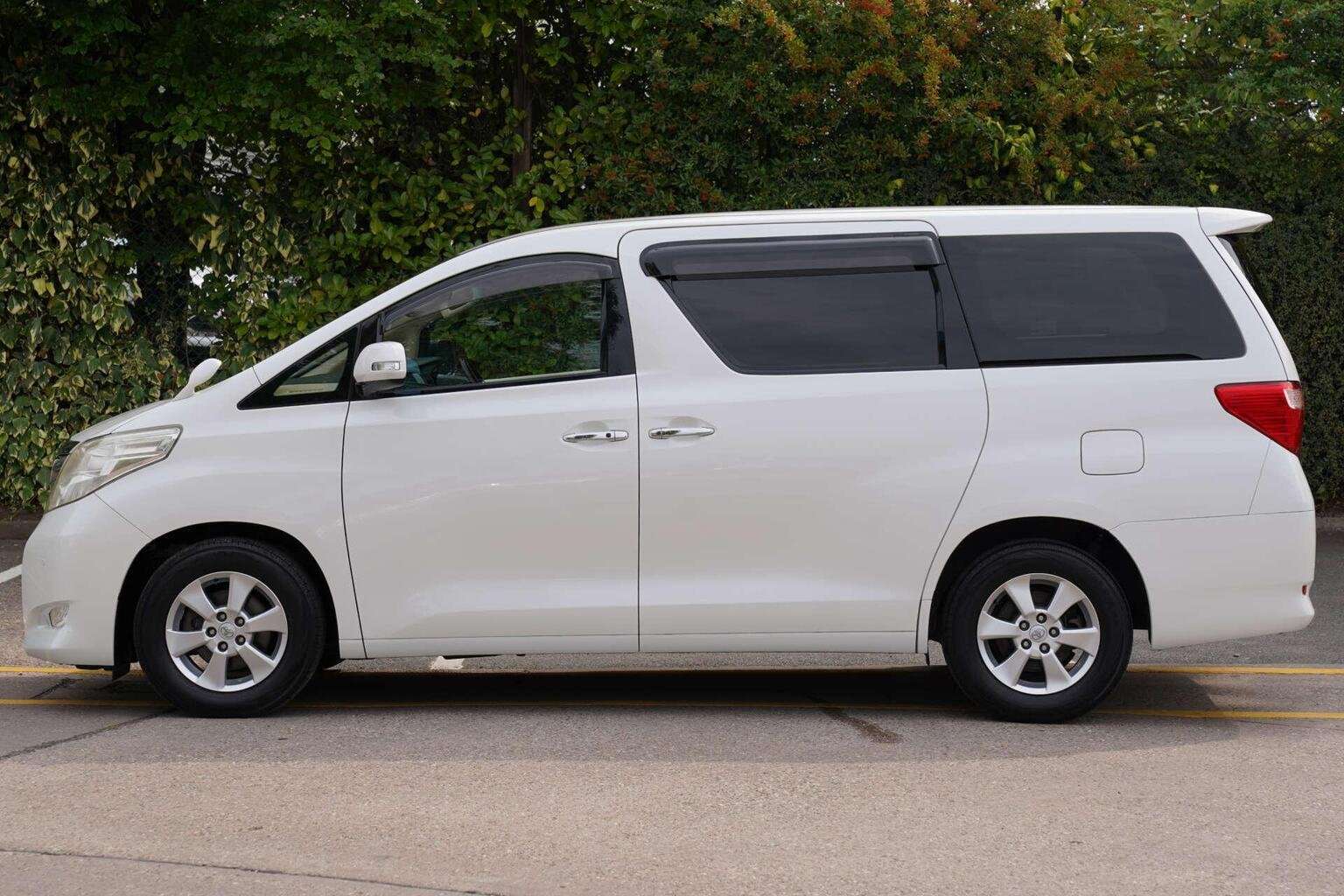 2010 TOYOTA ALPHARD 2010 TOYOTA ALPHARD