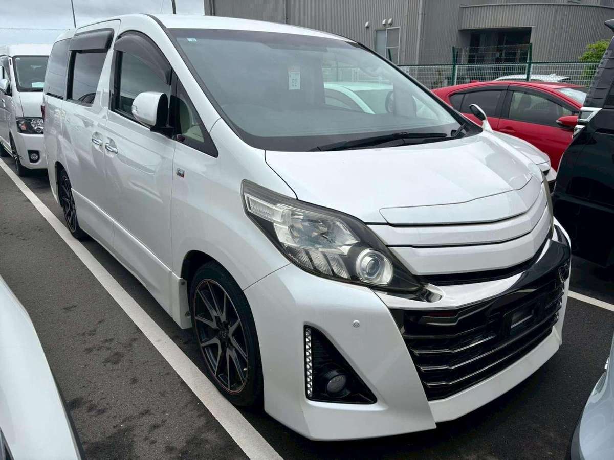 Check out this Toyota Alphard 2014 Petrol Automatic