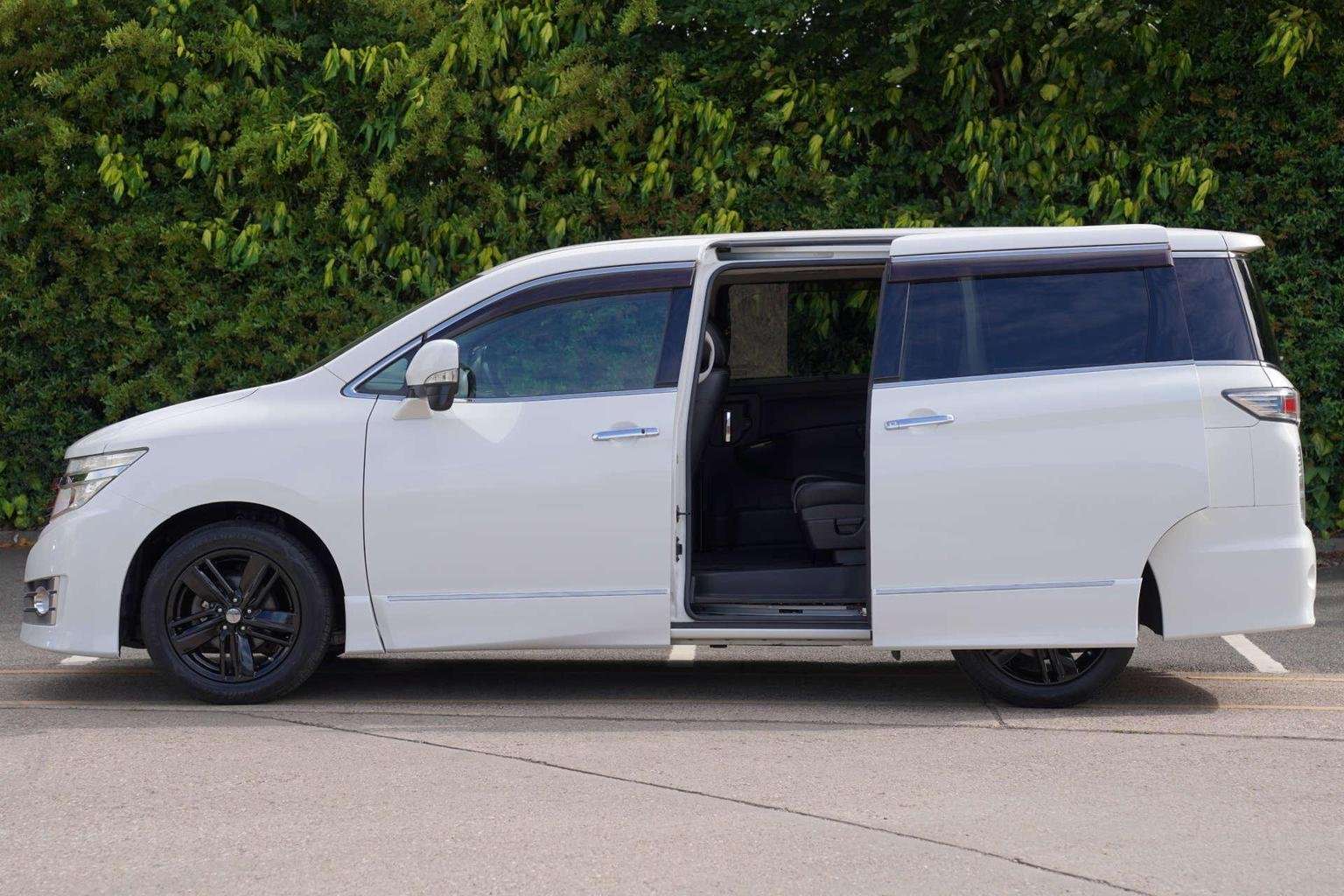 2010 NISSAN ELGRAND 2010 NISSAN ELGRAND