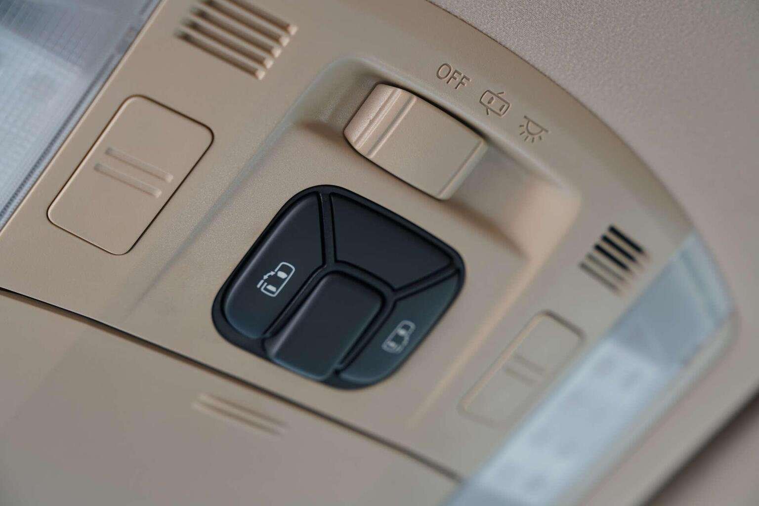 2010 TOYOTA ALPHARD 2010 TOYOTA ALPHARD