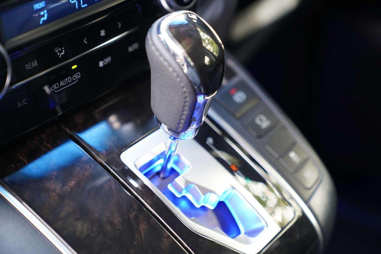 2015 TOYOTA ALPHARD 2015 TOYOTA ALPHARD